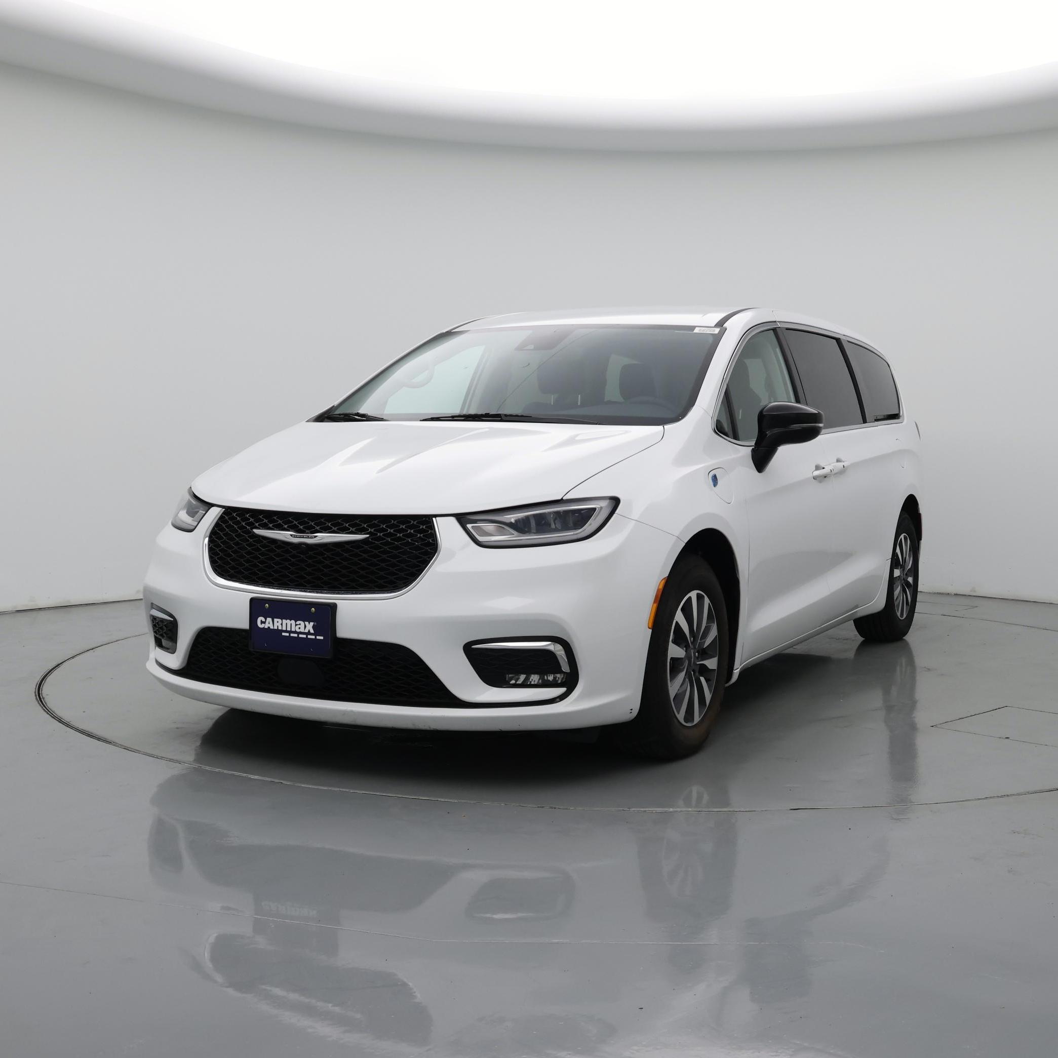 Thumbnail: 2024 Chrysler Pacifica - 4
