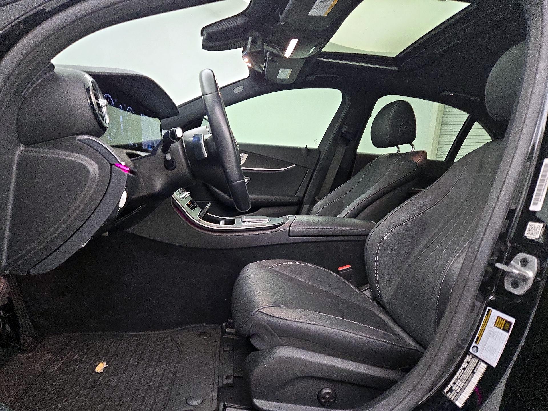Thumbnail: 2021 Mercedes-Benz E-Class - 11