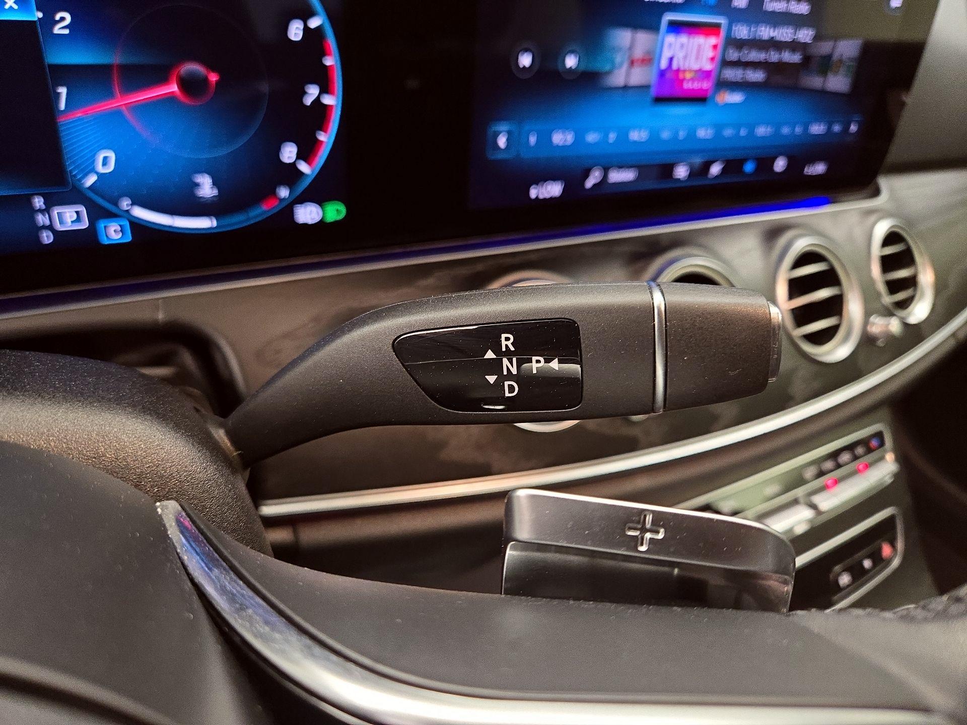 Thumbnail: 2021 Mercedes-Benz E-Class - 18