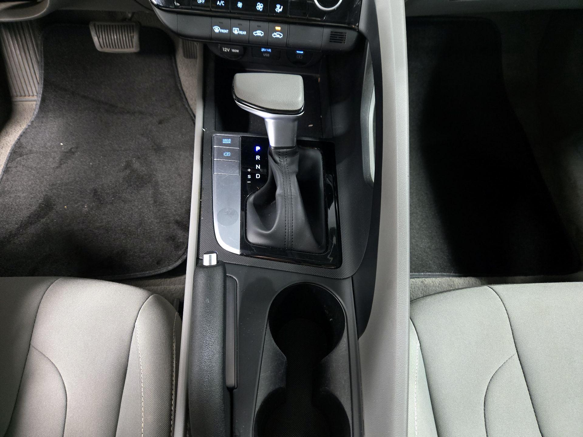 Thumbnail: 2024 Hyundai Elantra - 18