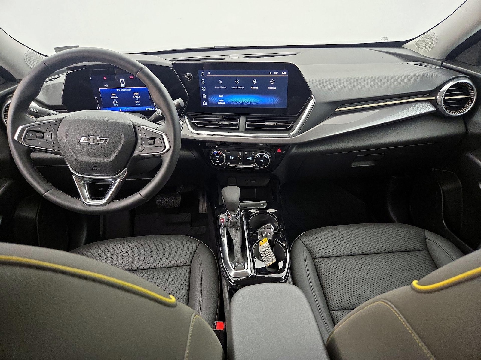 2025 Chevrolet Trax Activ - Photo 10