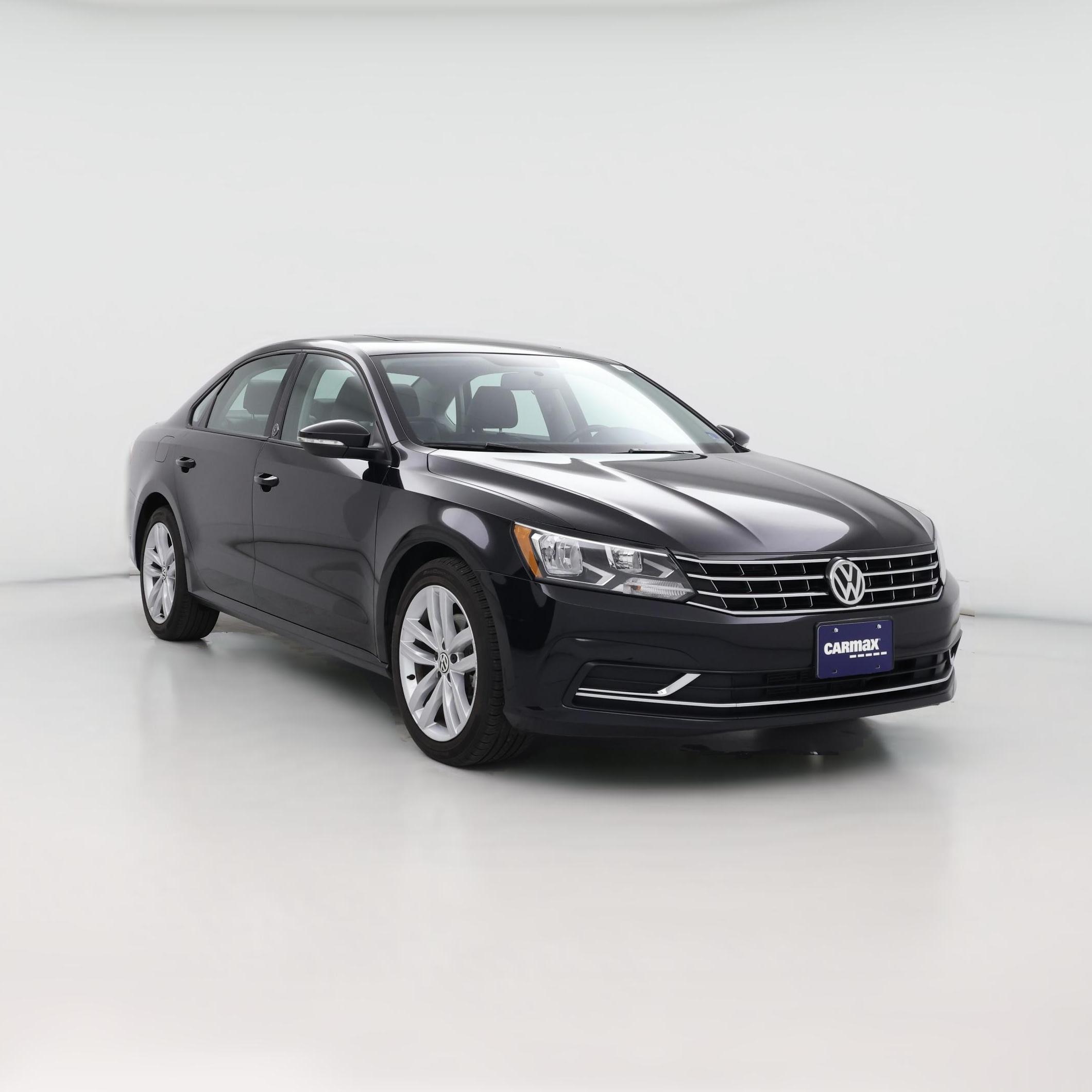 Thumbnail: 2019 Volkswagen Passat - 1