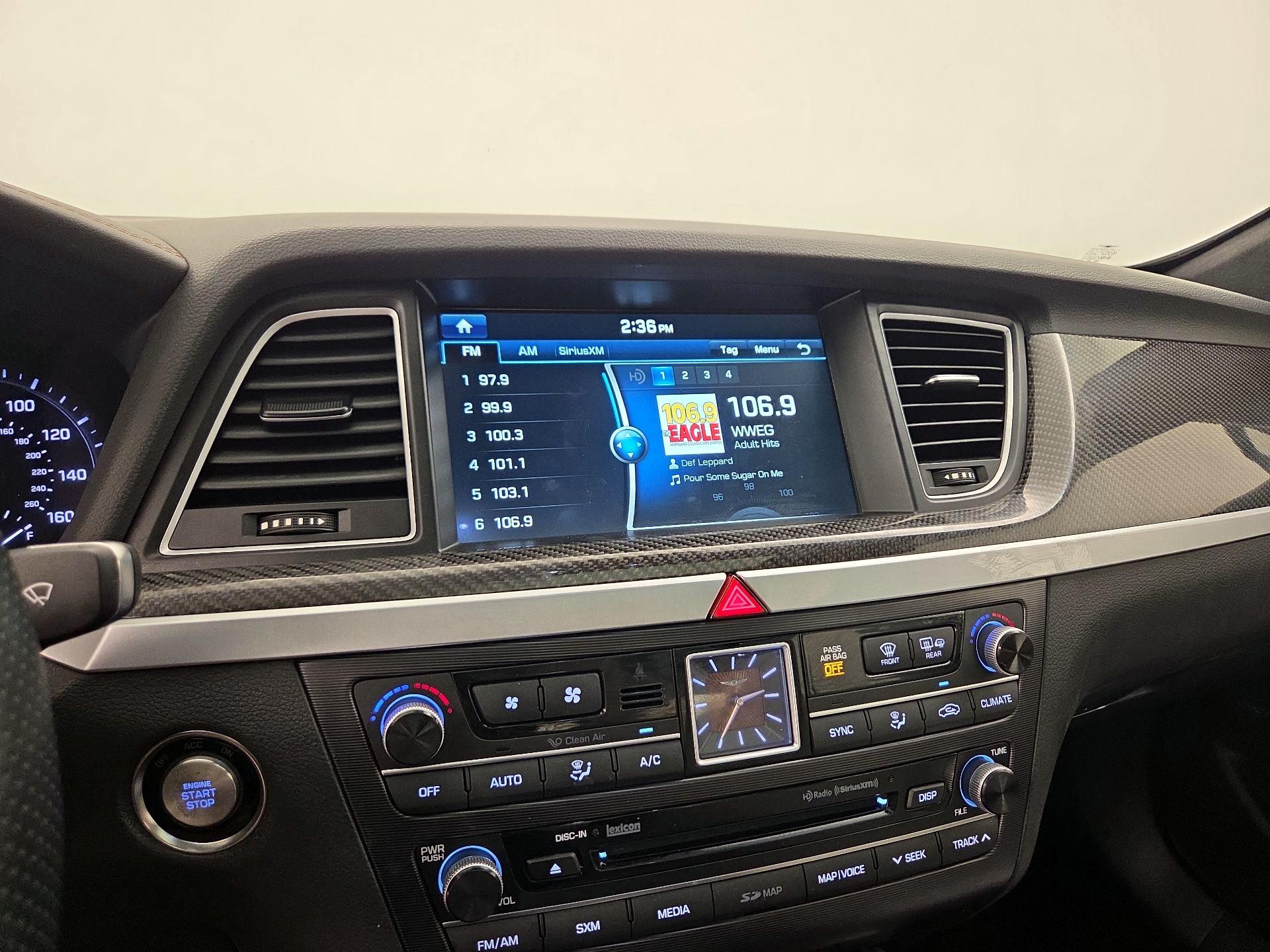 Thumbnail: 2018 Genesis G80 - 16