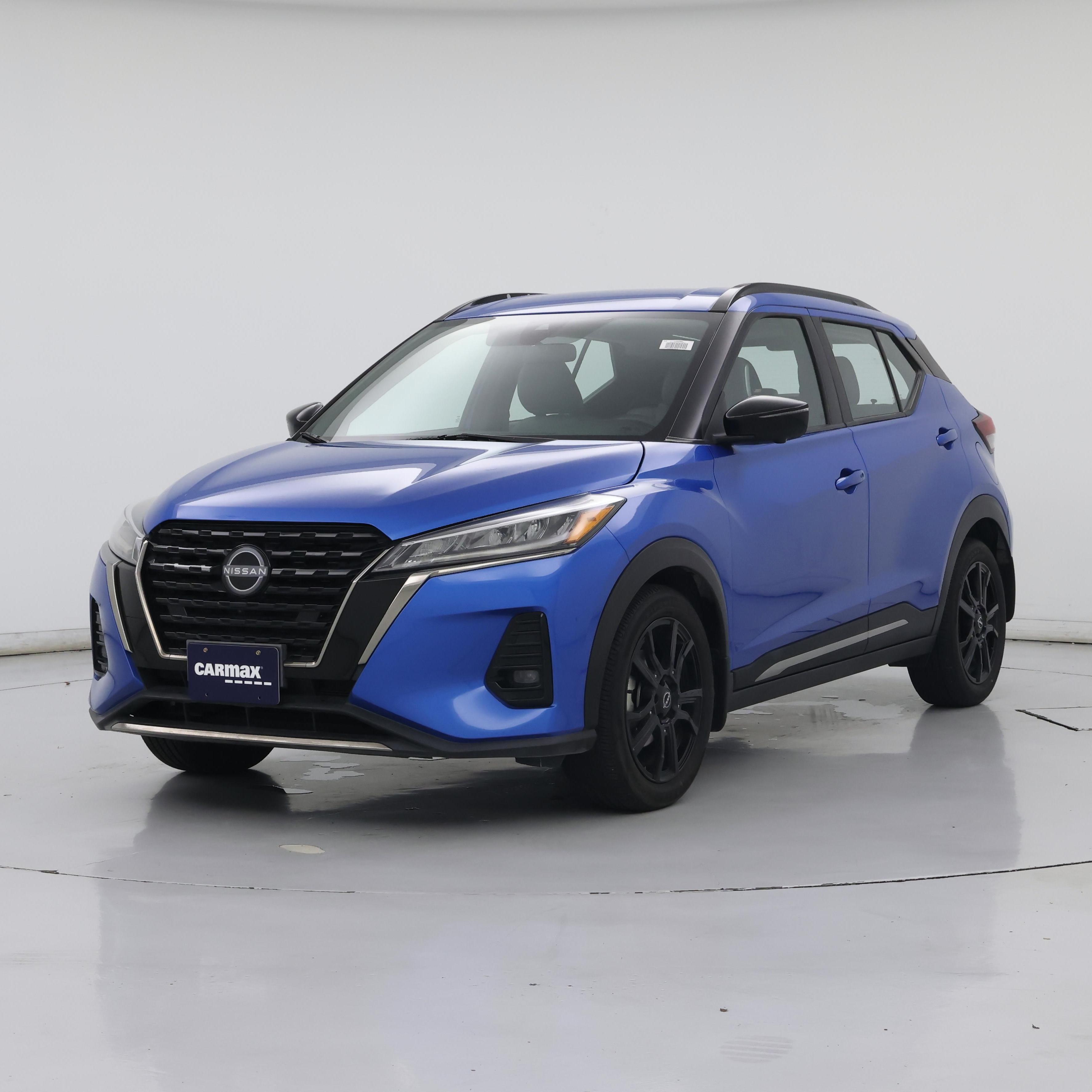Thumbnail: 2023 Nissan Kicks - 4
