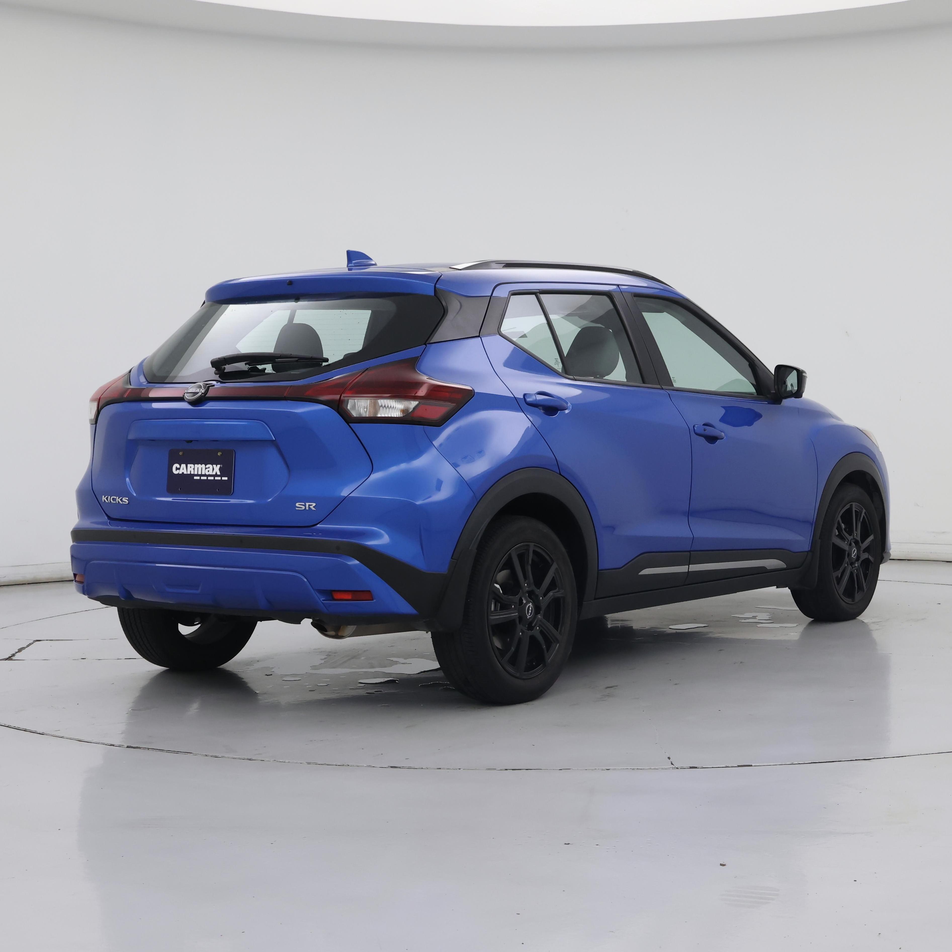 Thumbnail: 2023 Nissan Kicks - 8