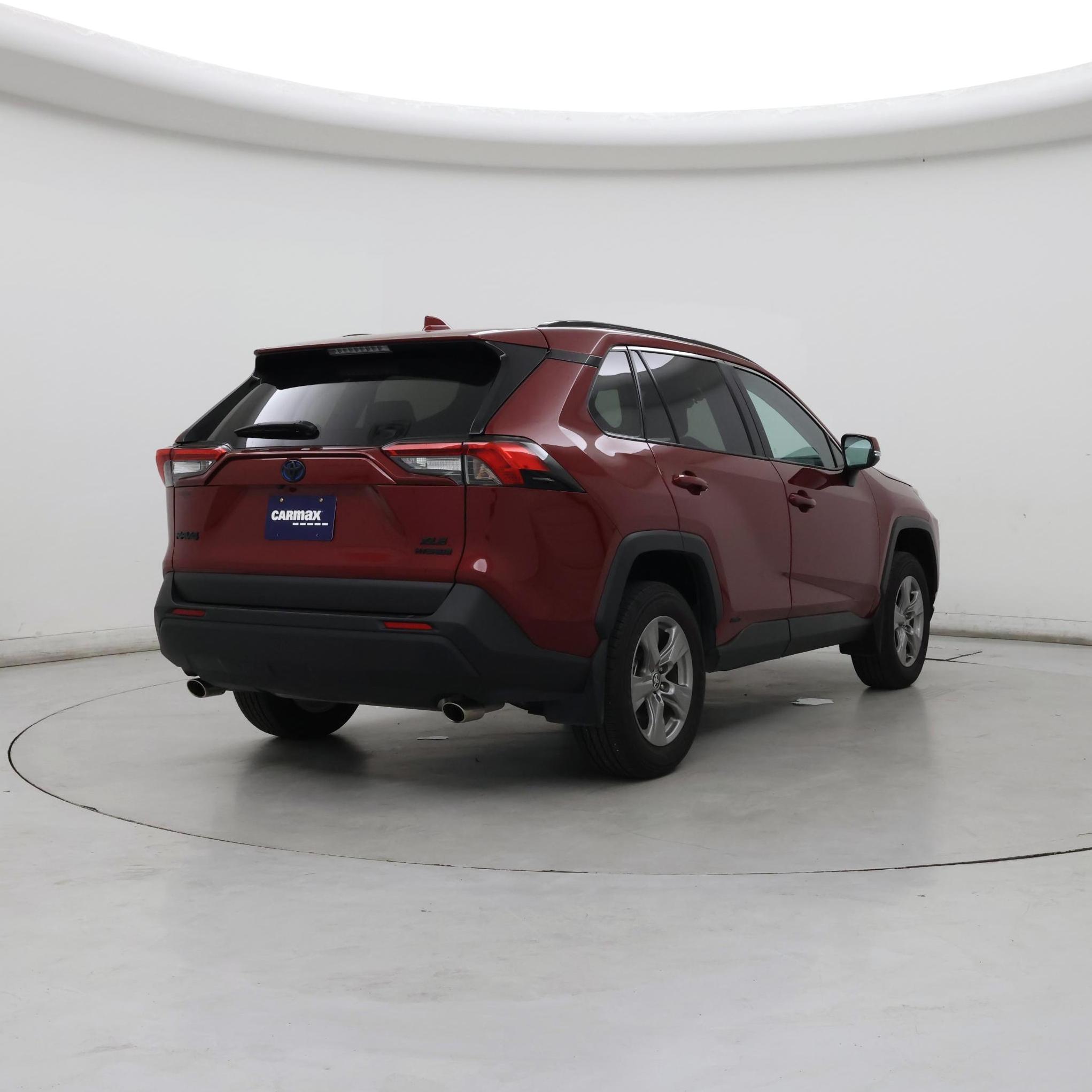 Thumbnail: 2024 Toyota RAV4 - 8