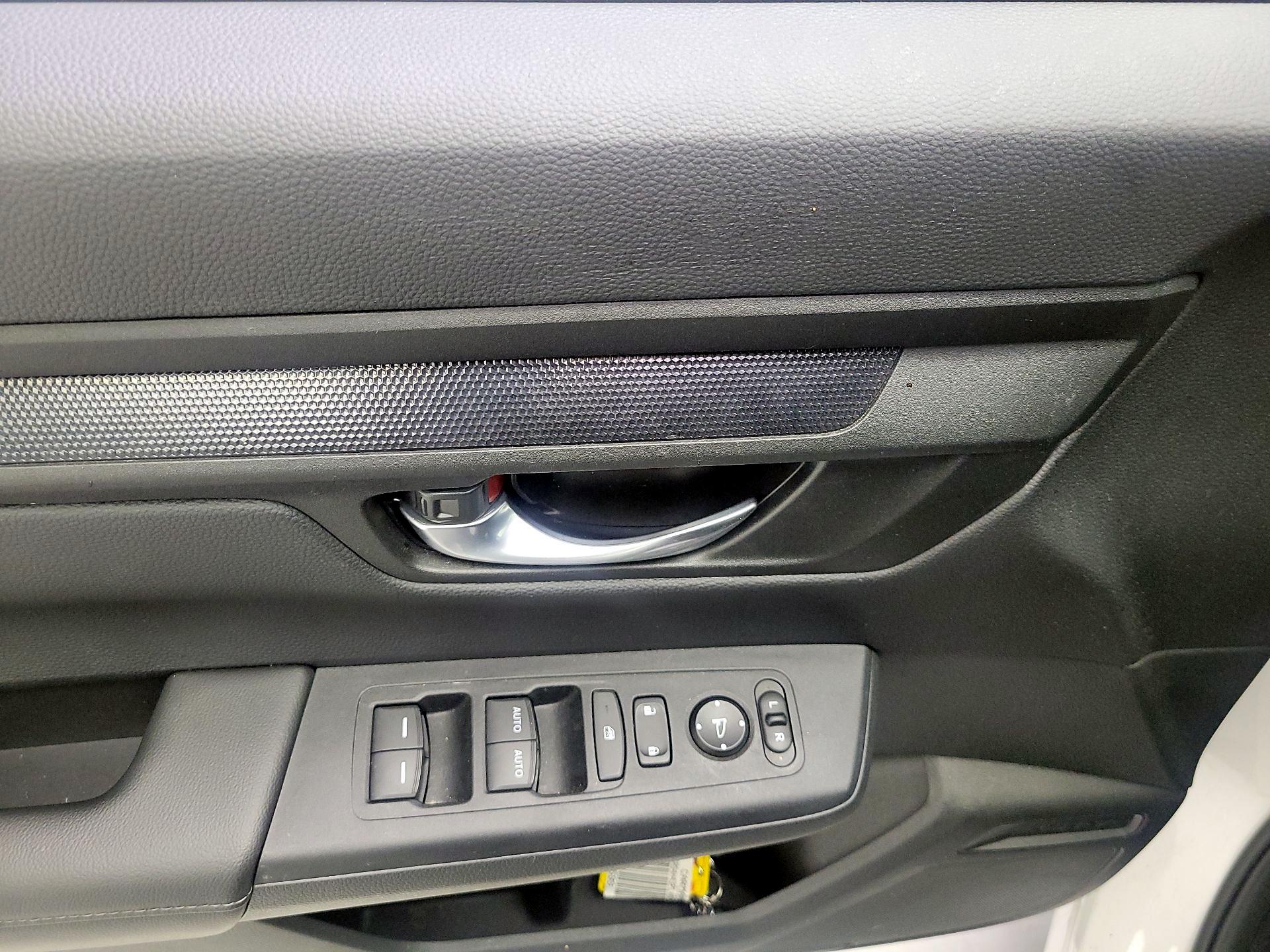 Thumbnail: 2023 Honda CR-V - 10