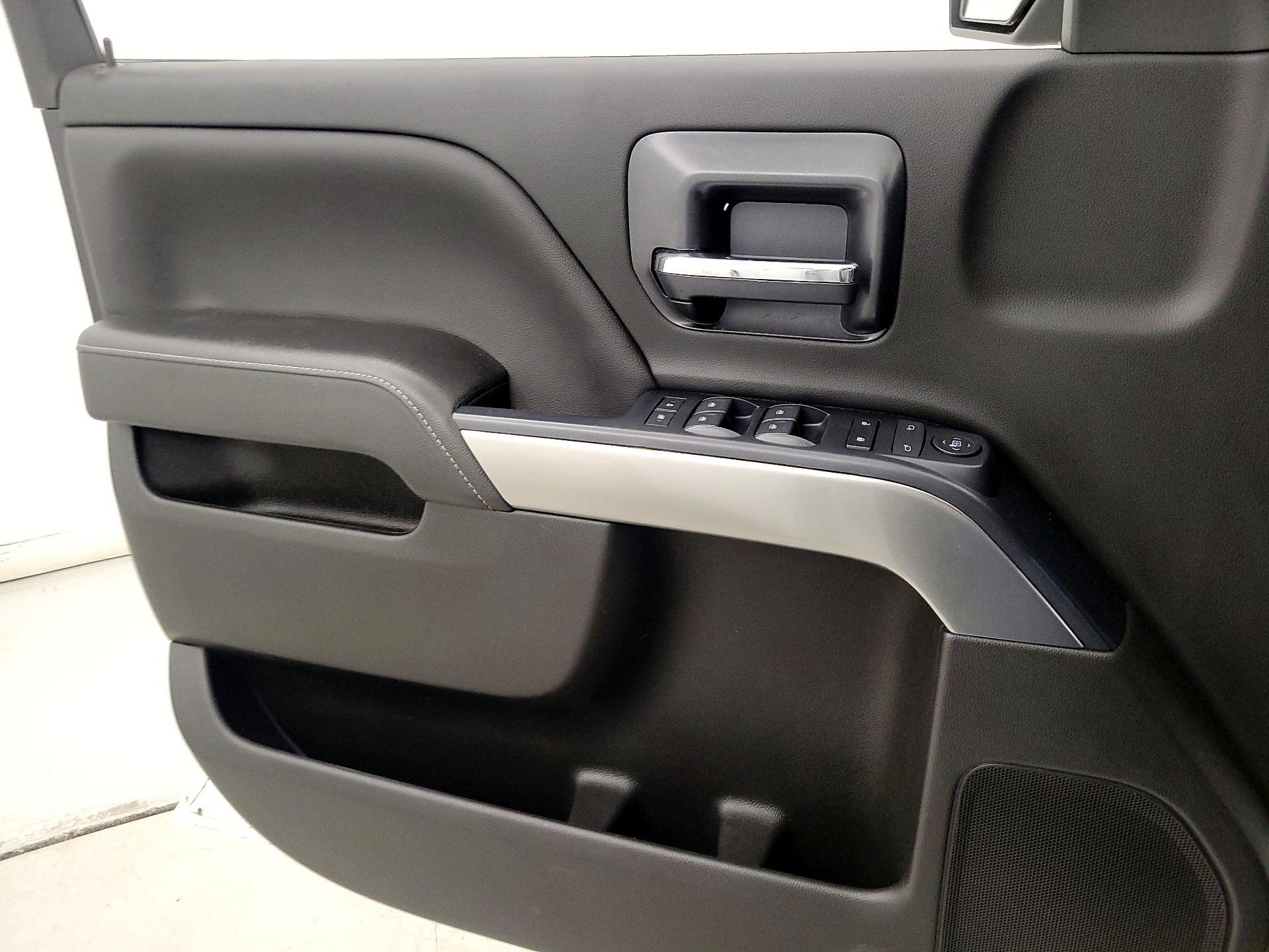 Thumbnail: 2019 Chevrolet Silverado 1500 - 12