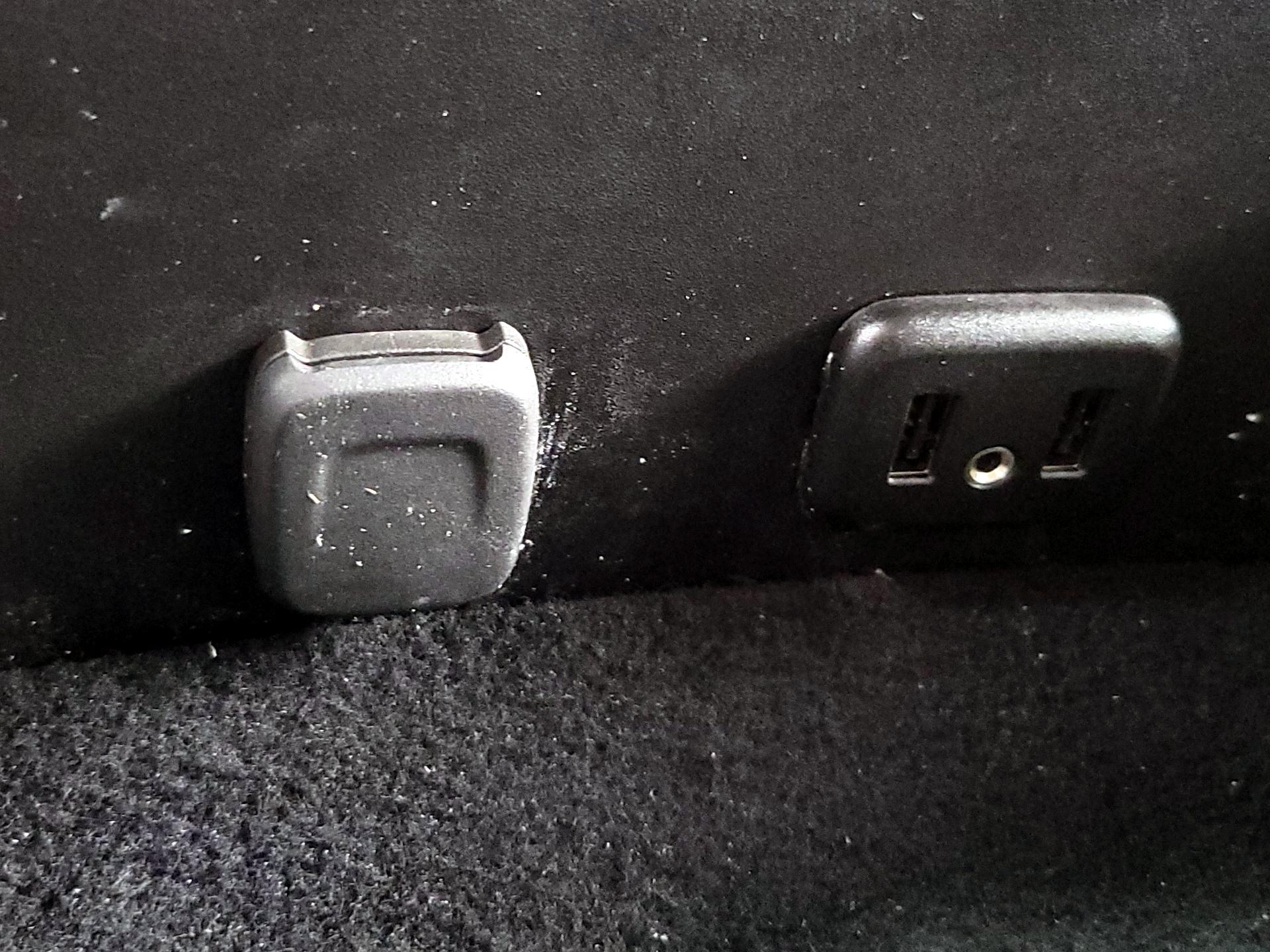 Thumbnail: 2019 Chevrolet Silverado 1500 - 18