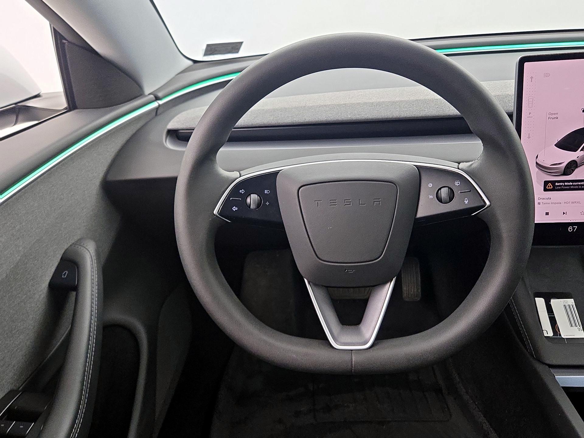 Thumbnail: 2025 Tesla Model 3 - 10