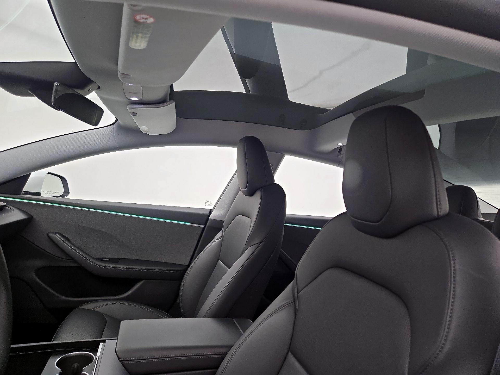 Thumbnail: 2025 Tesla Model 3 - 19