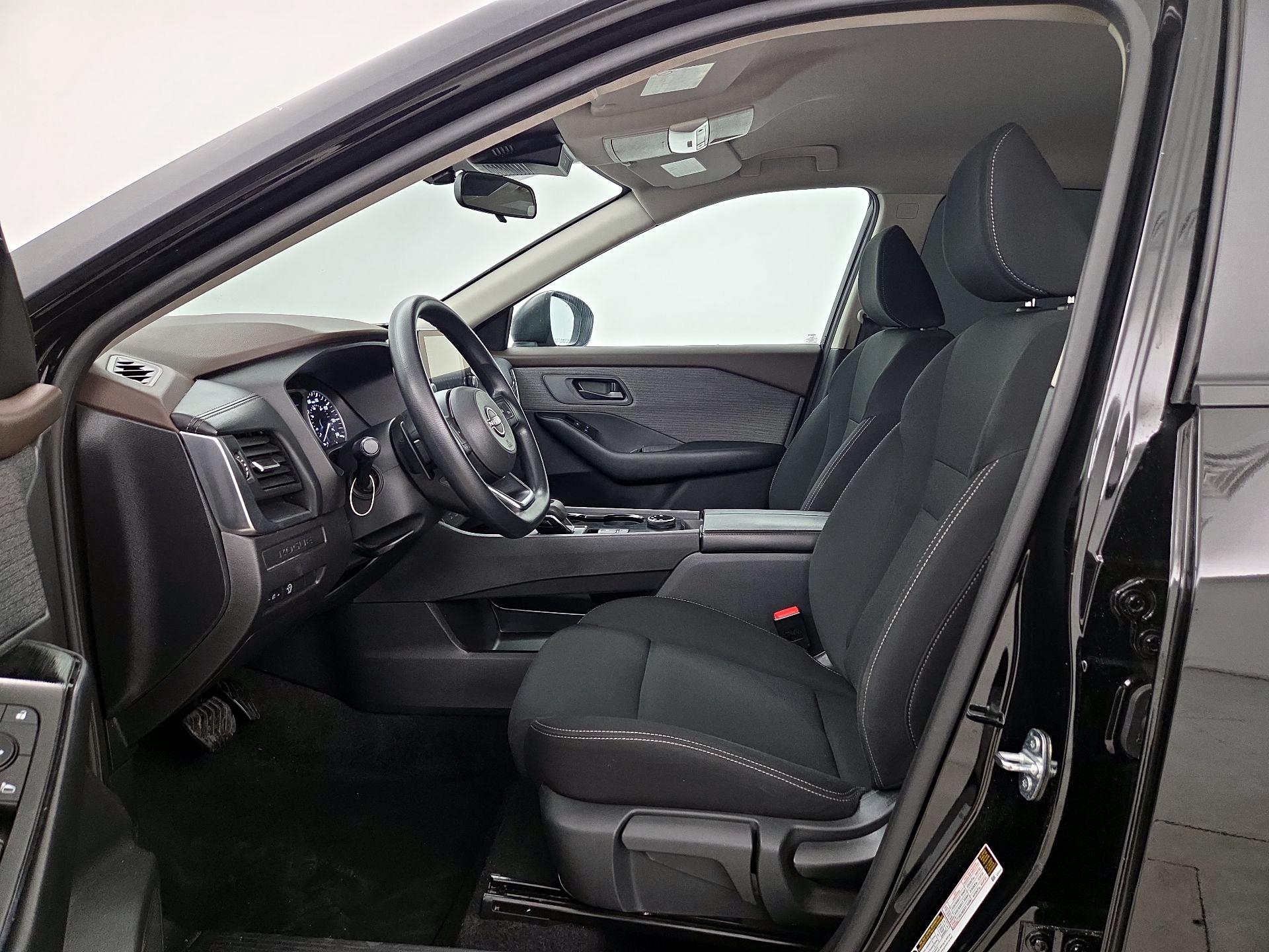 Thumbnail: 2023 Nissan Rogue - 11