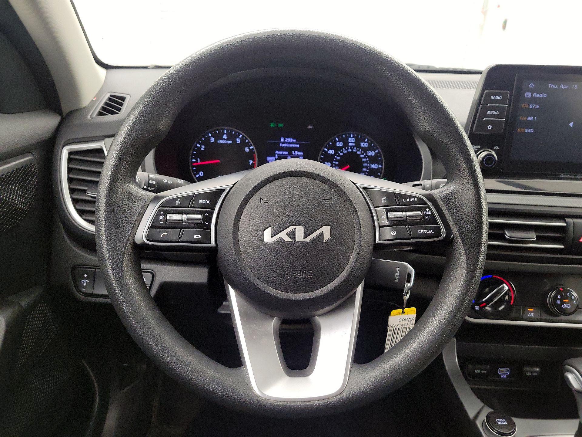 Thumbnail: 2023 Kia Seltos - 10