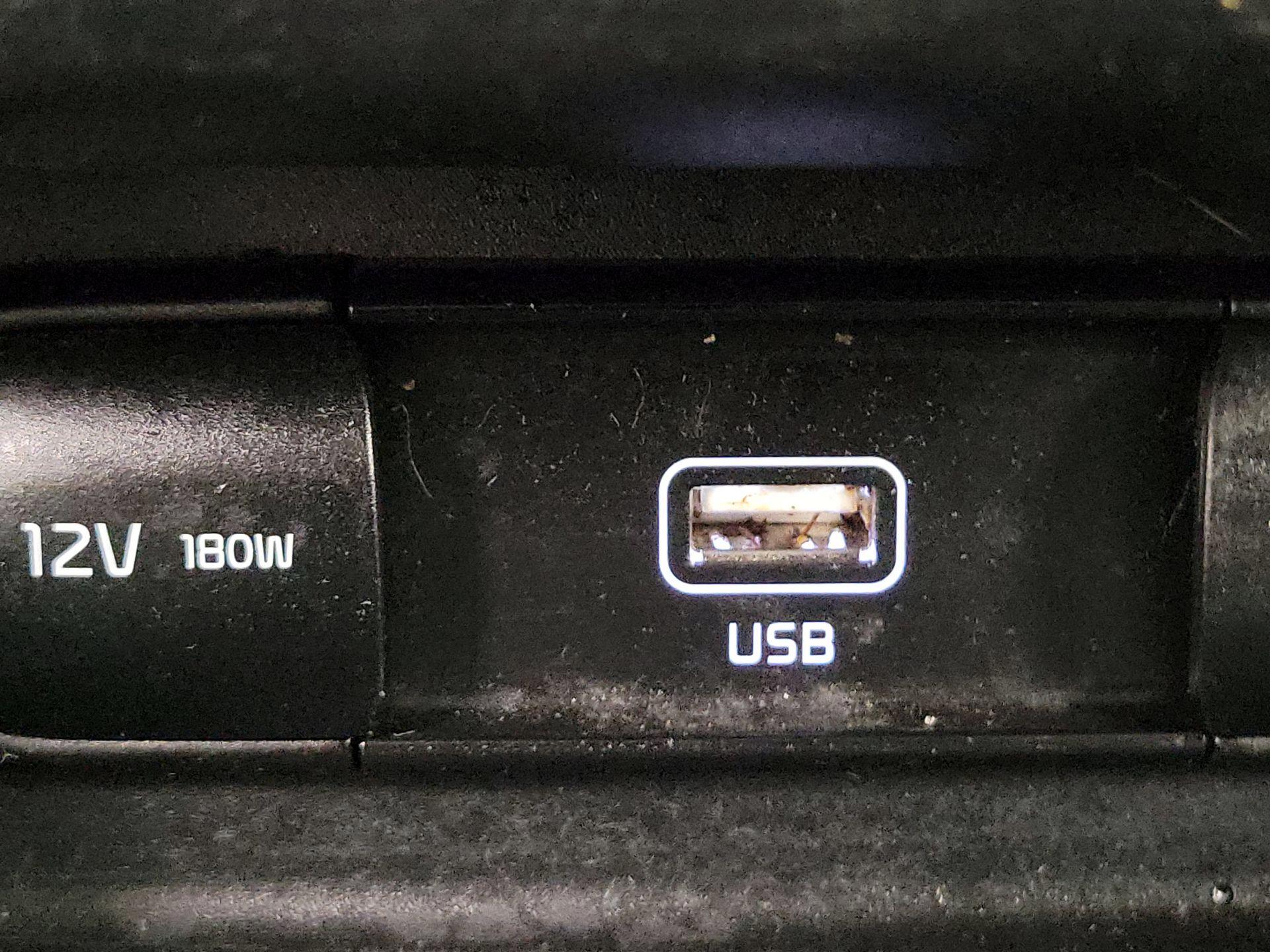 Thumbnail: 2023 Kia Seltos - 18