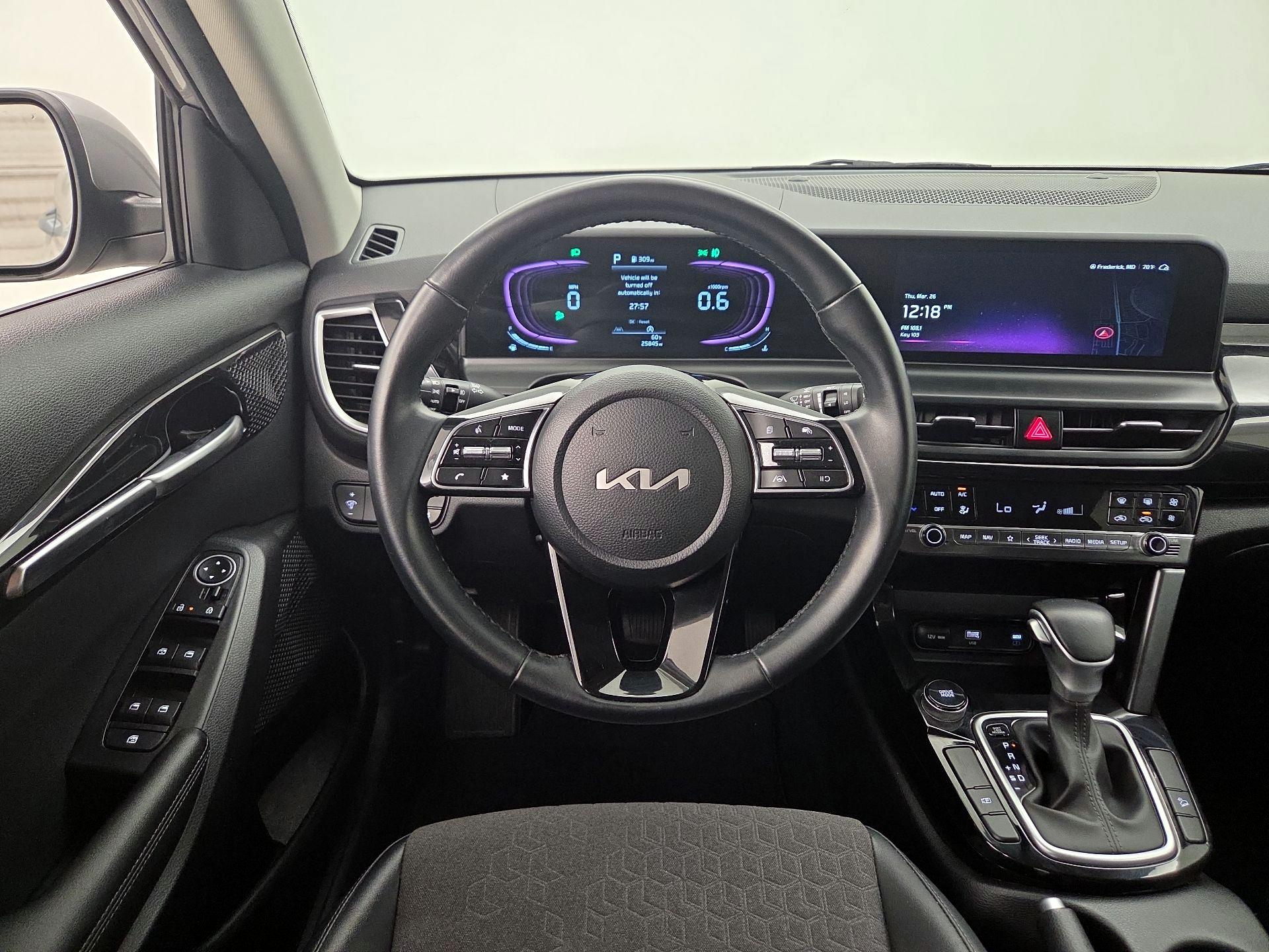 Thumbnail: 2025 Kia Seltos - 10