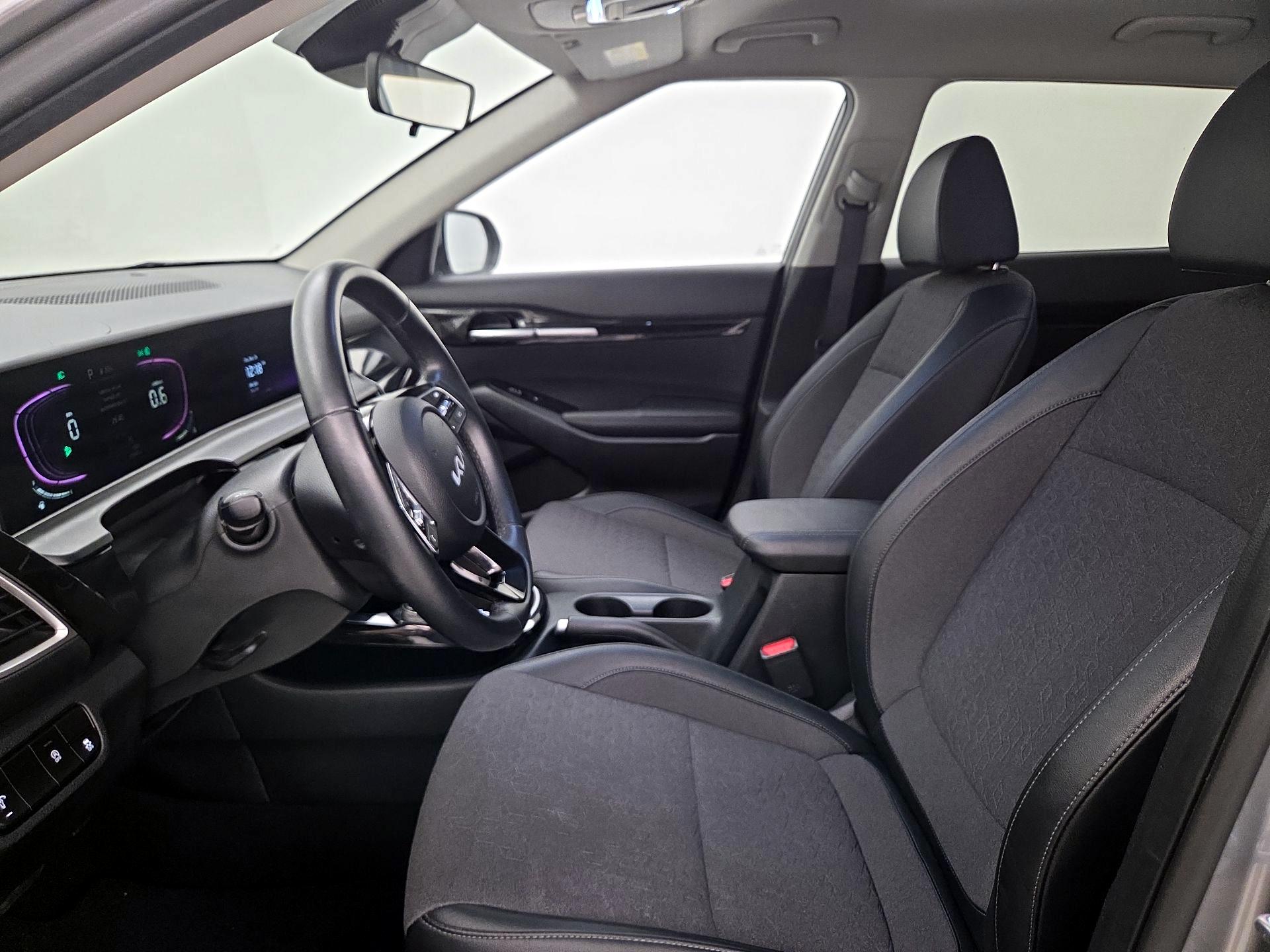 Thumbnail: 2025 Kia Seltos - 11