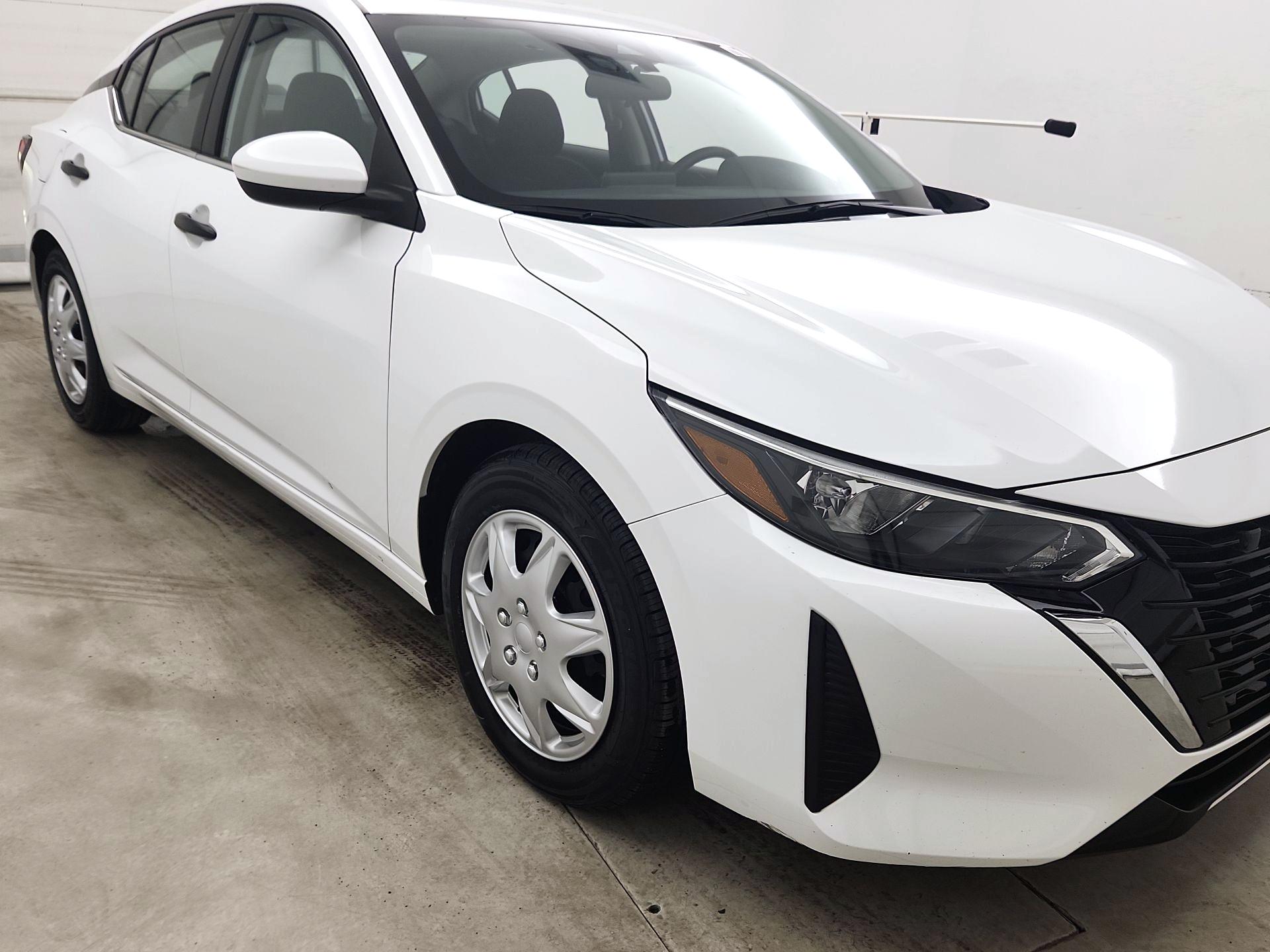 Thumbnail: 2025 Nissan Sentra - 1