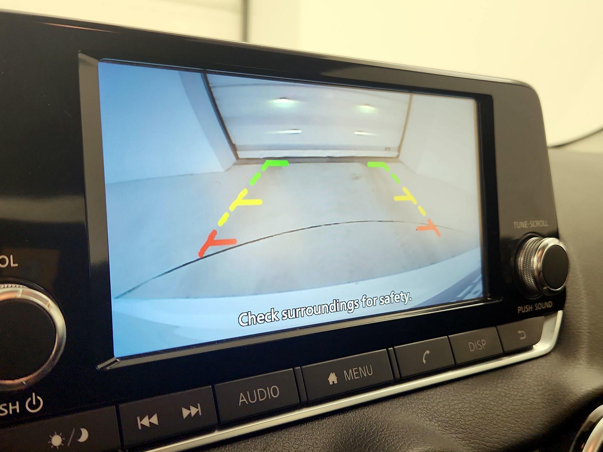 Thumbnail: 2025 Nissan Sentra - 12