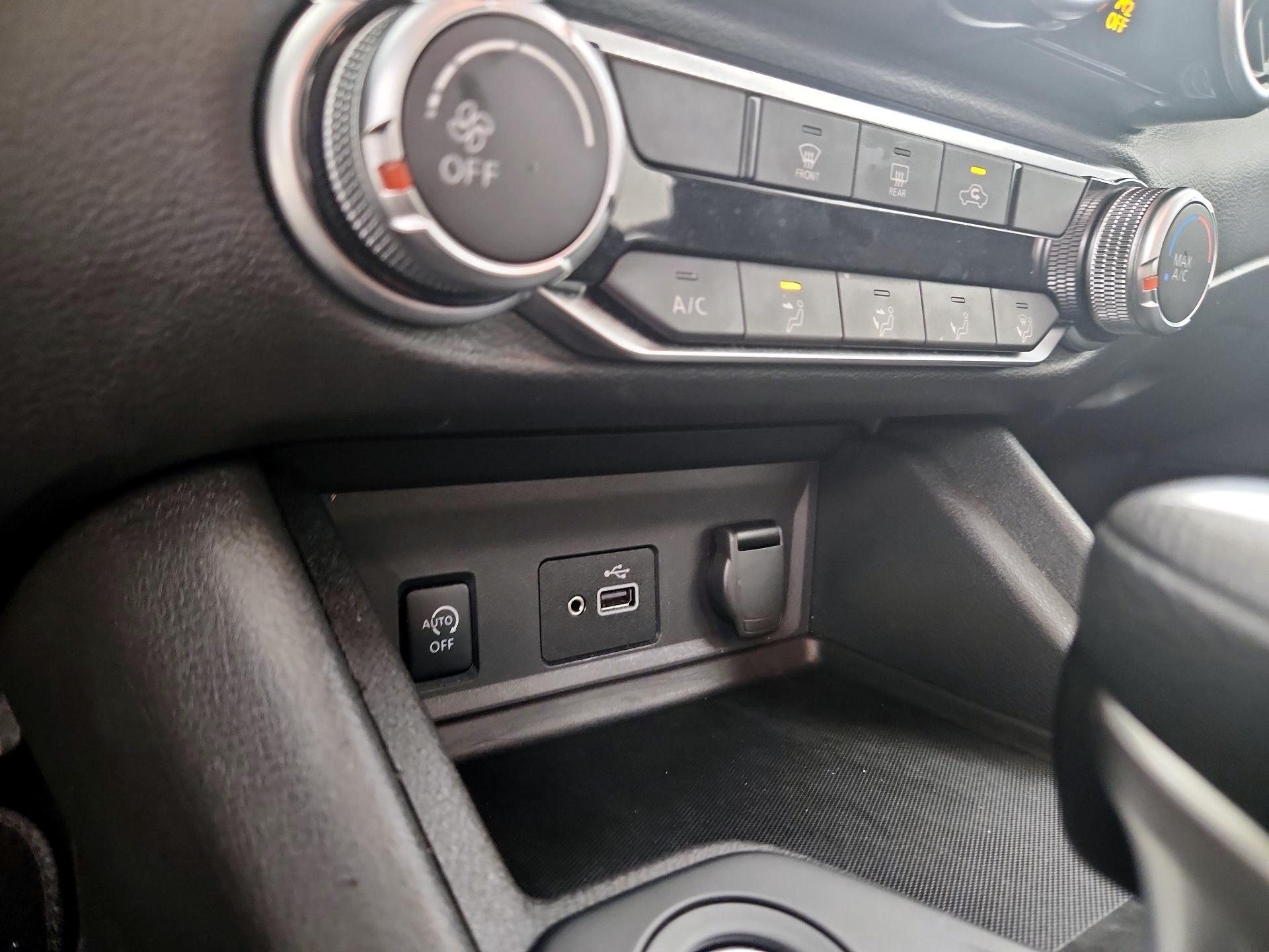 Thumbnail: 2025 Nissan Sentra - 16