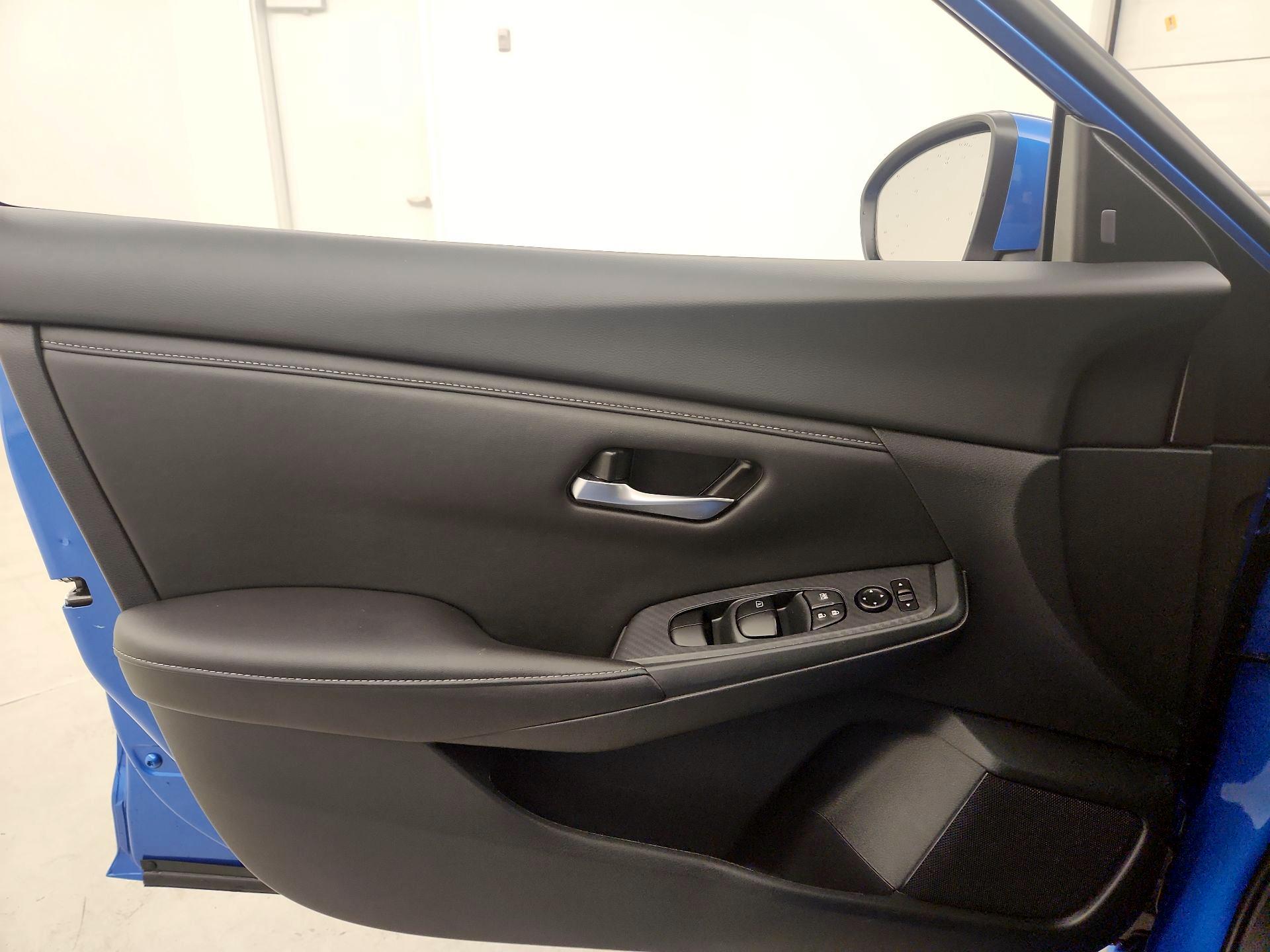 Thumbnail: 2025 Nissan Sentra - 12