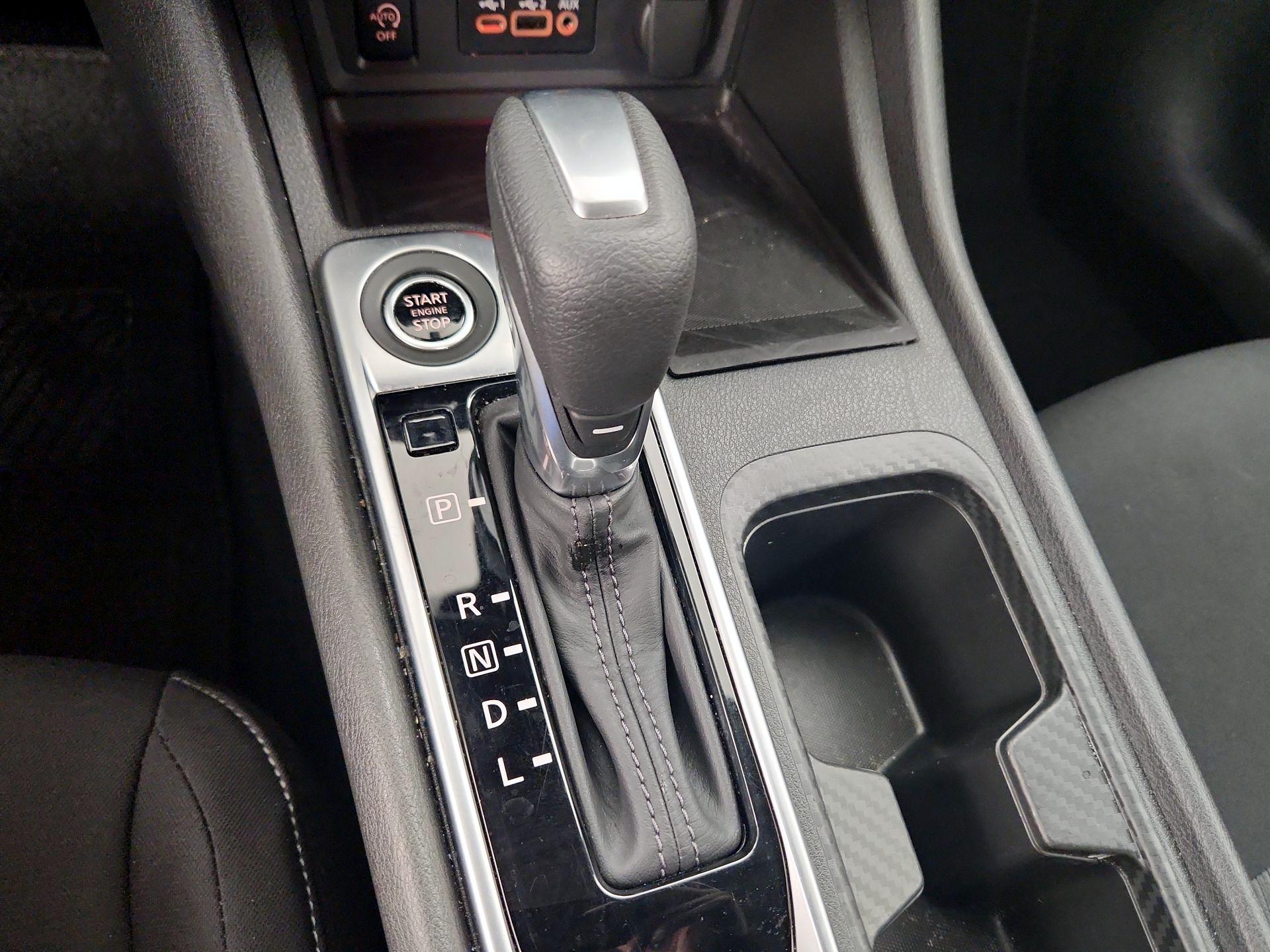 Thumbnail: 2025 Nissan Sentra - 17