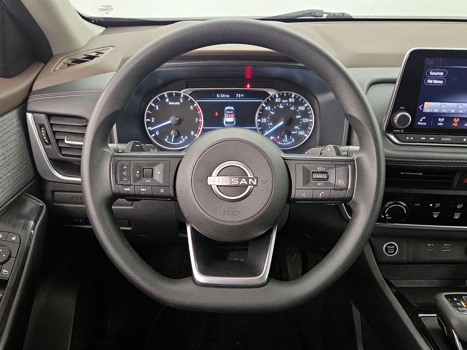 Thumbnail: 2023 Nissan Rogue - 10