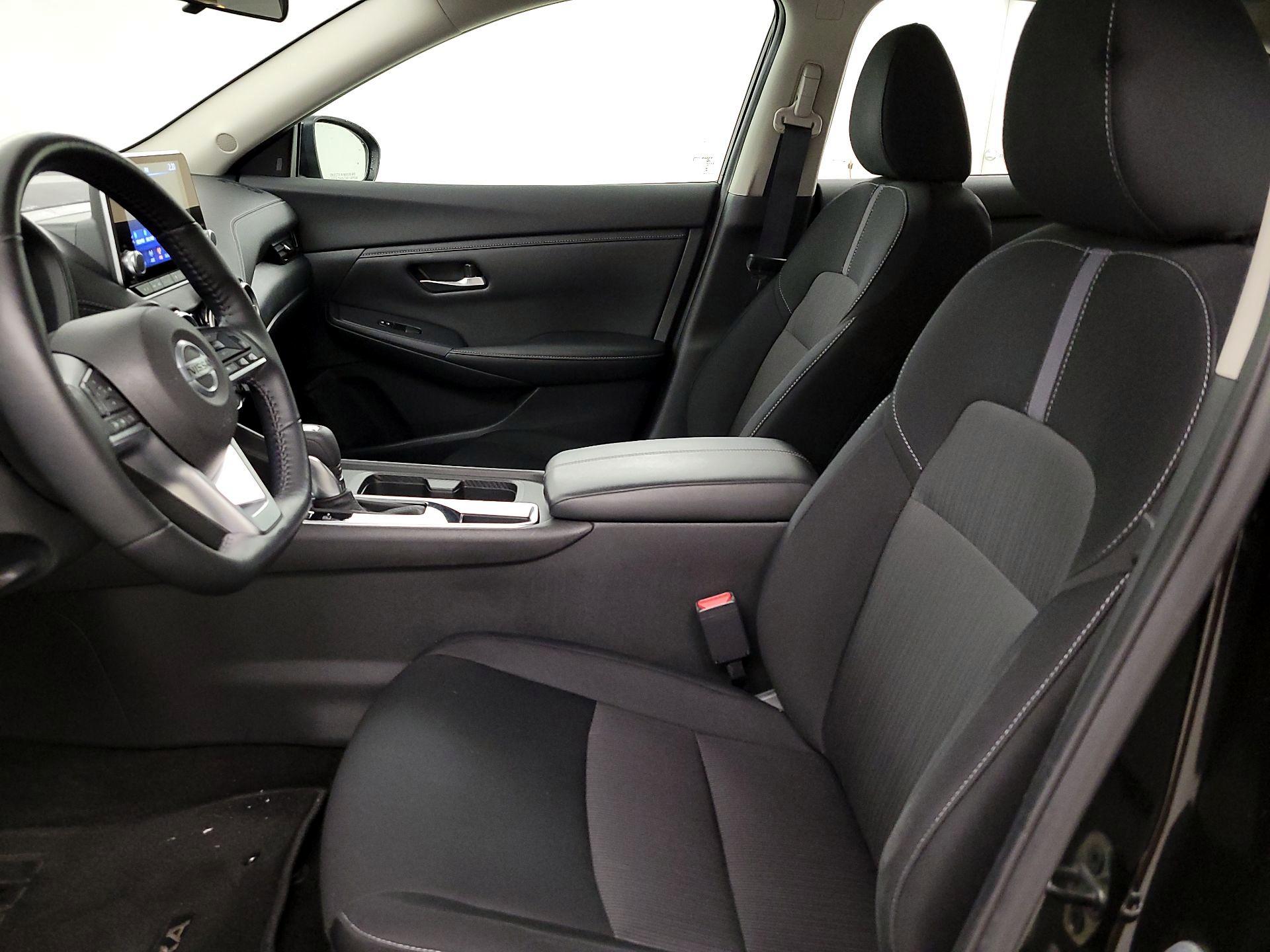 Thumbnail: 2023 Nissan Sentra - 11