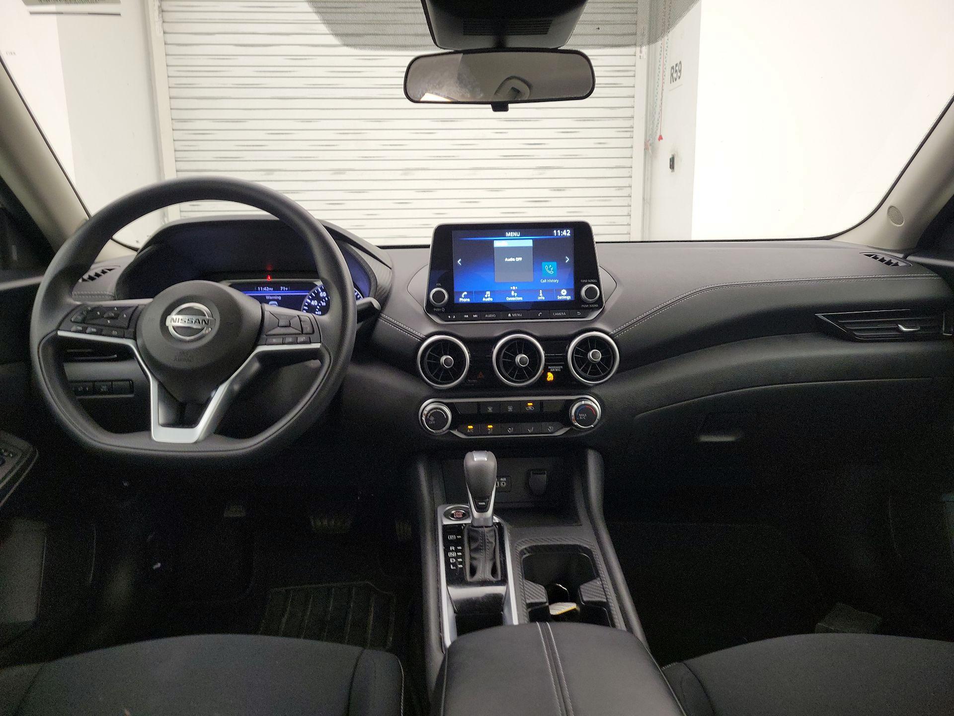 Thumbnail: 2023 Nissan Sentra - 9