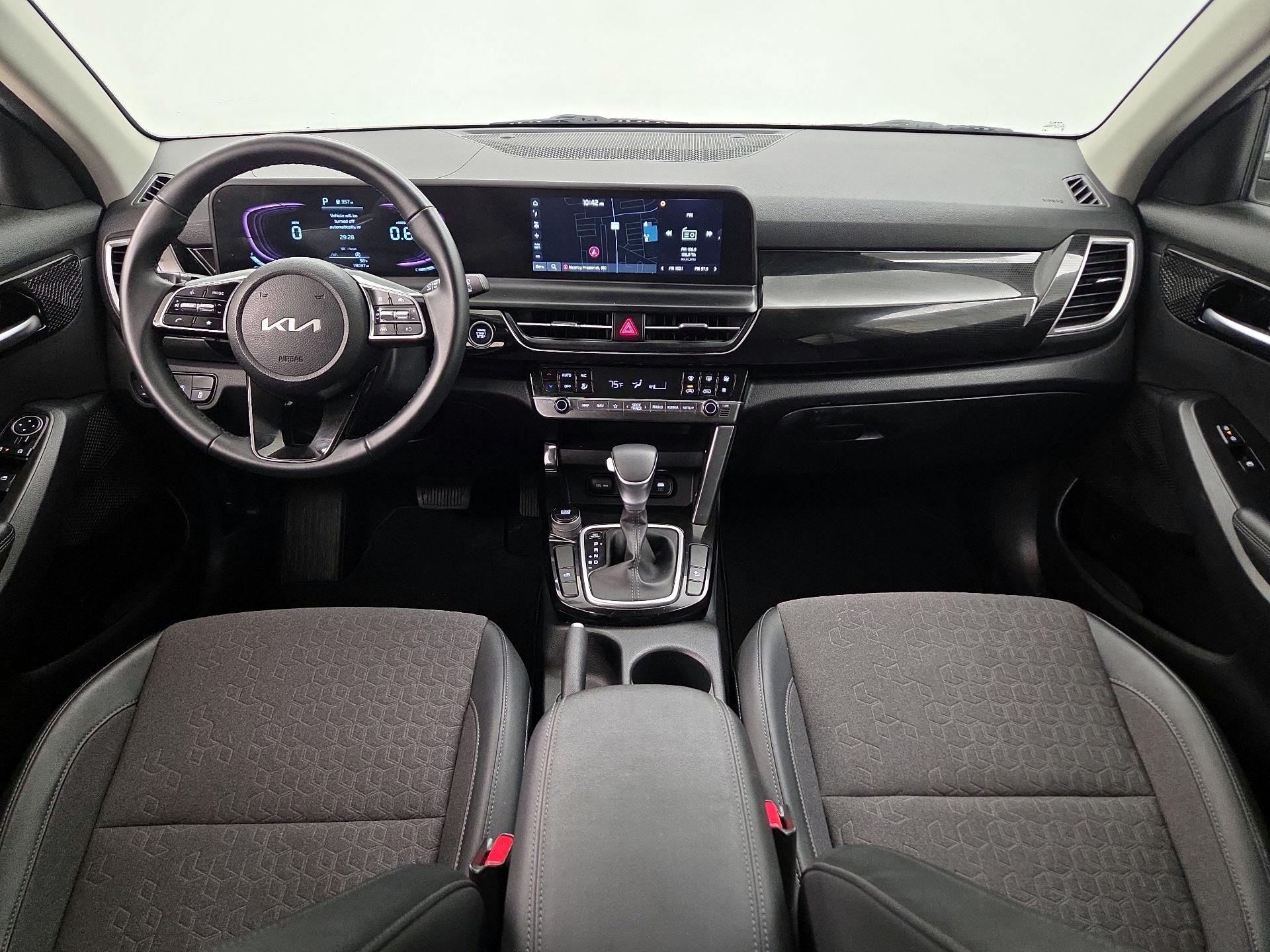 Thumbnail: 2025 Kia Seltos - 9