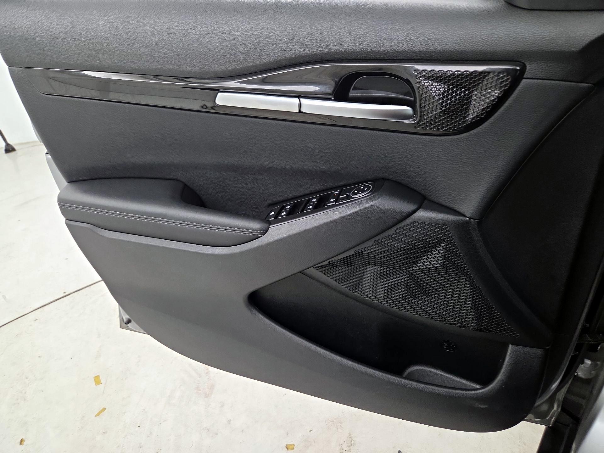 Thumbnail: 2025 Kia Seltos - 12