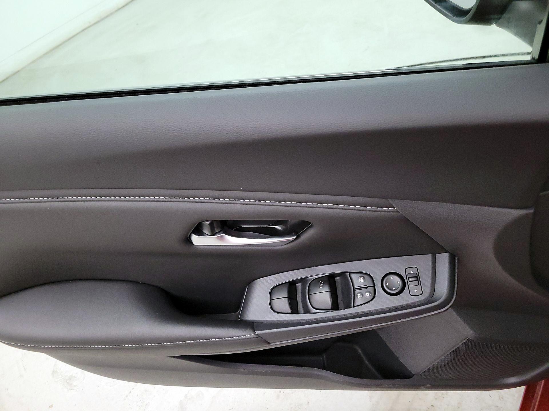 Thumbnail: 2025 Nissan Sentra - 12