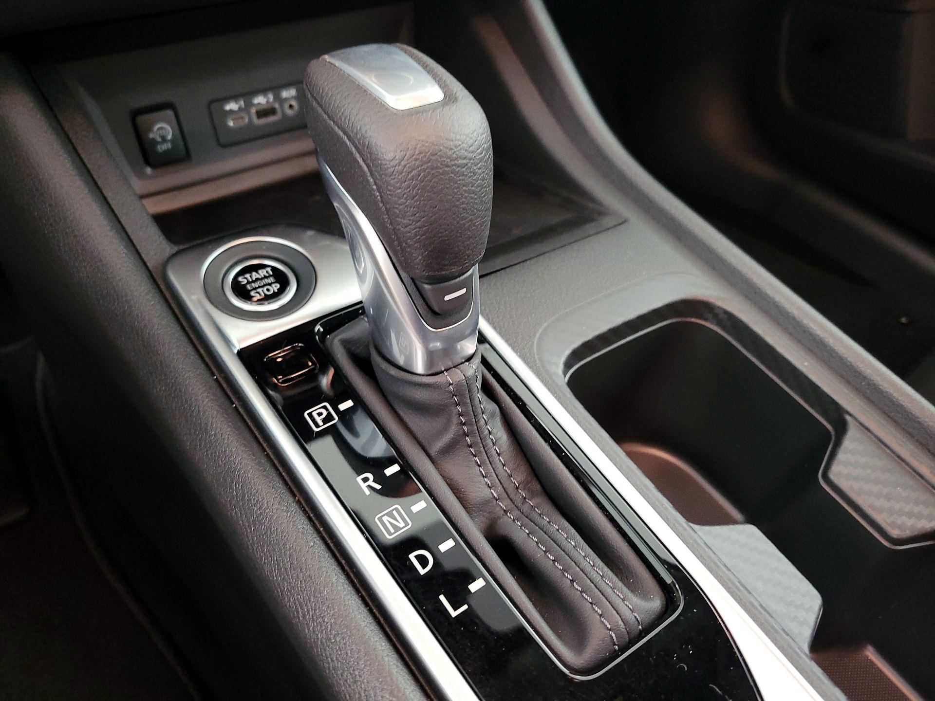 Thumbnail: 2025 Nissan Sentra - 17