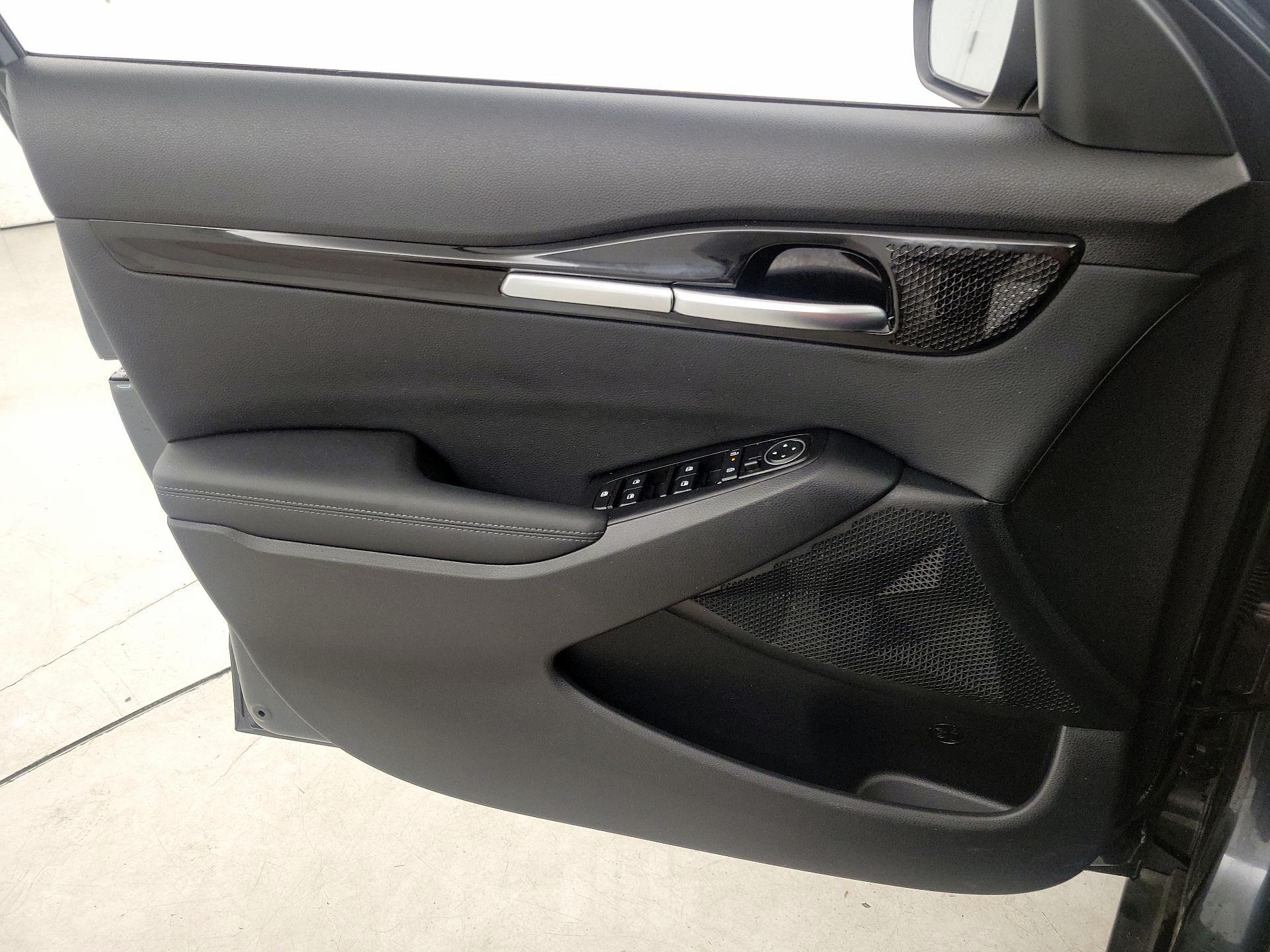 Thumbnail: 2024 Kia Seltos - 12