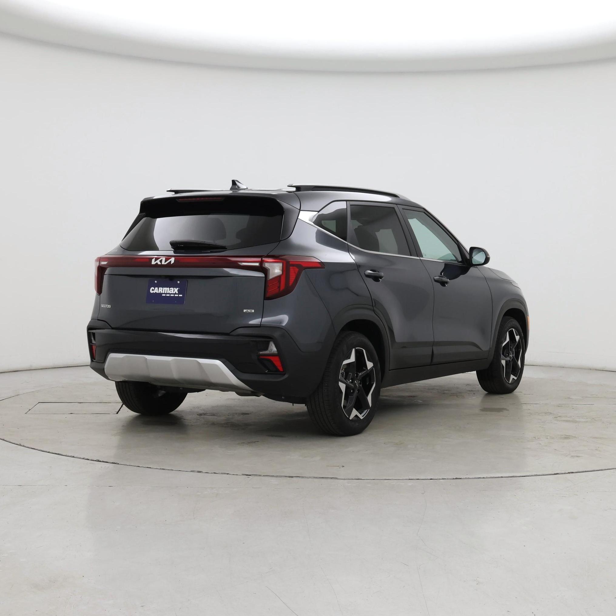 Thumbnail: 2024 Kia Seltos - 8