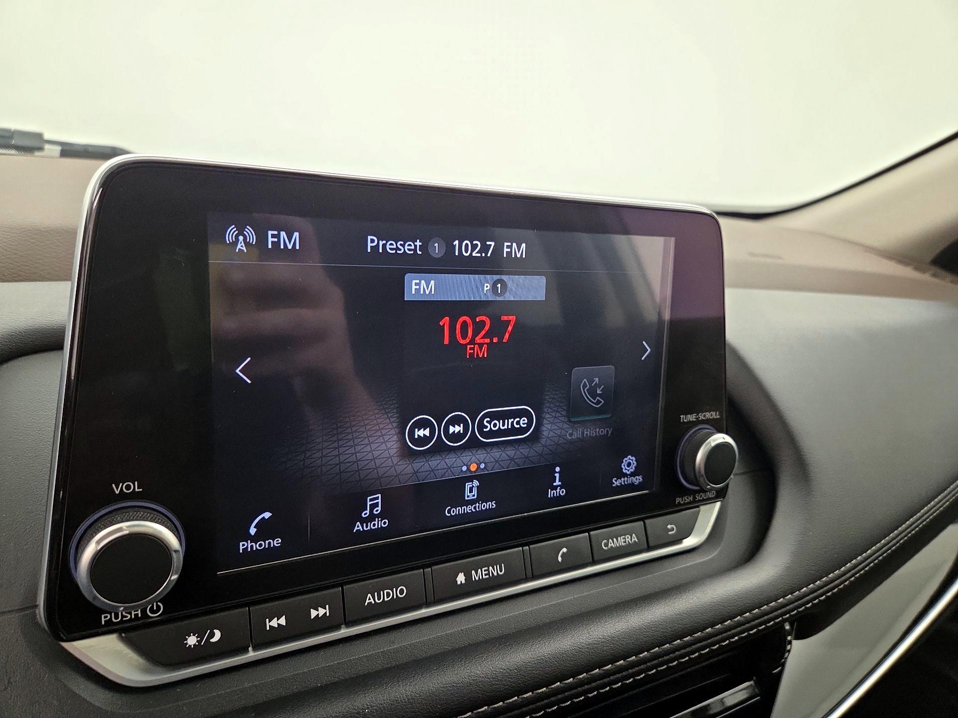 Thumbnail: 2023 Nissan Rogue - 15