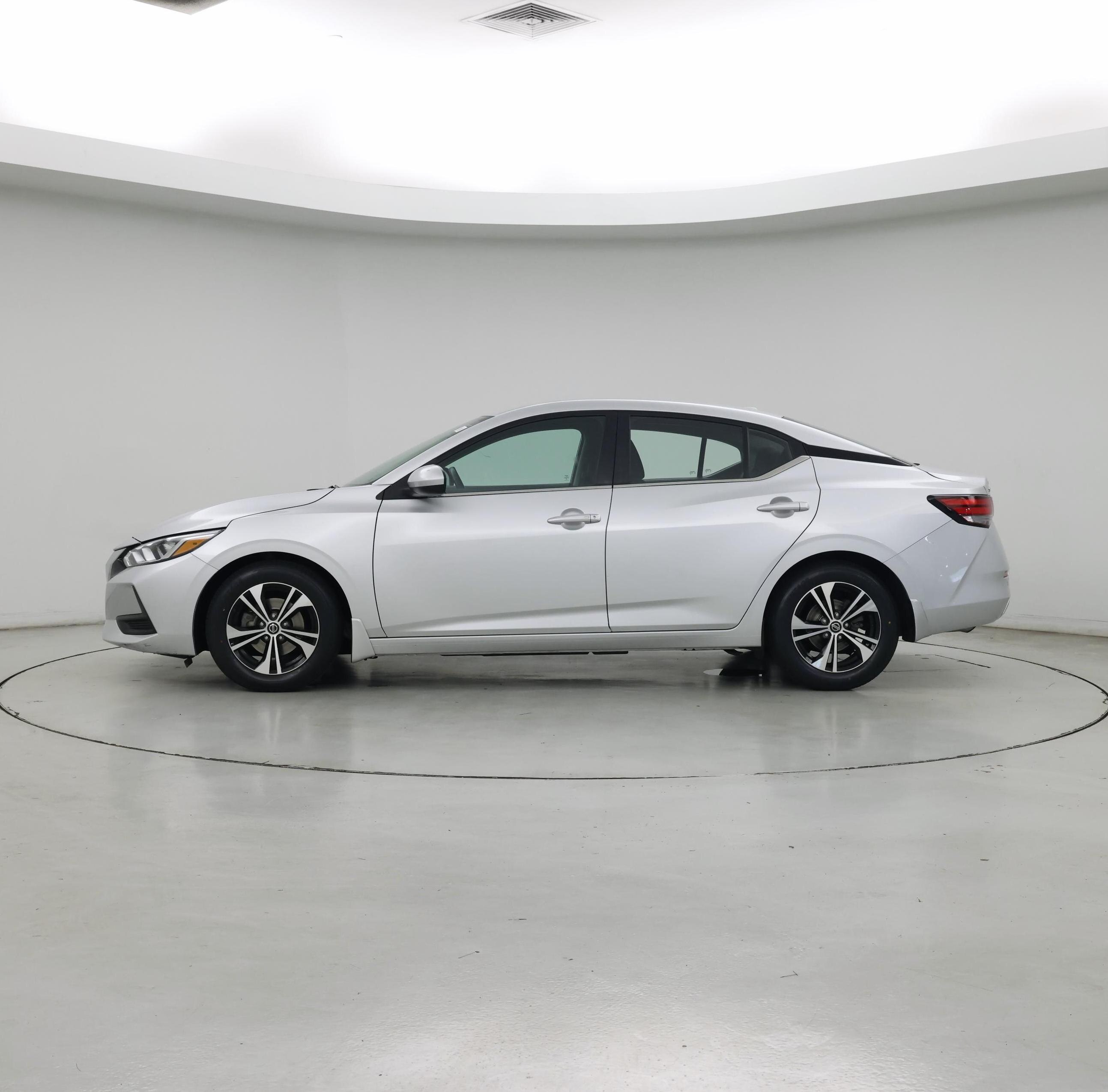 Thumbnail: 2023 Nissan Sentra - 3