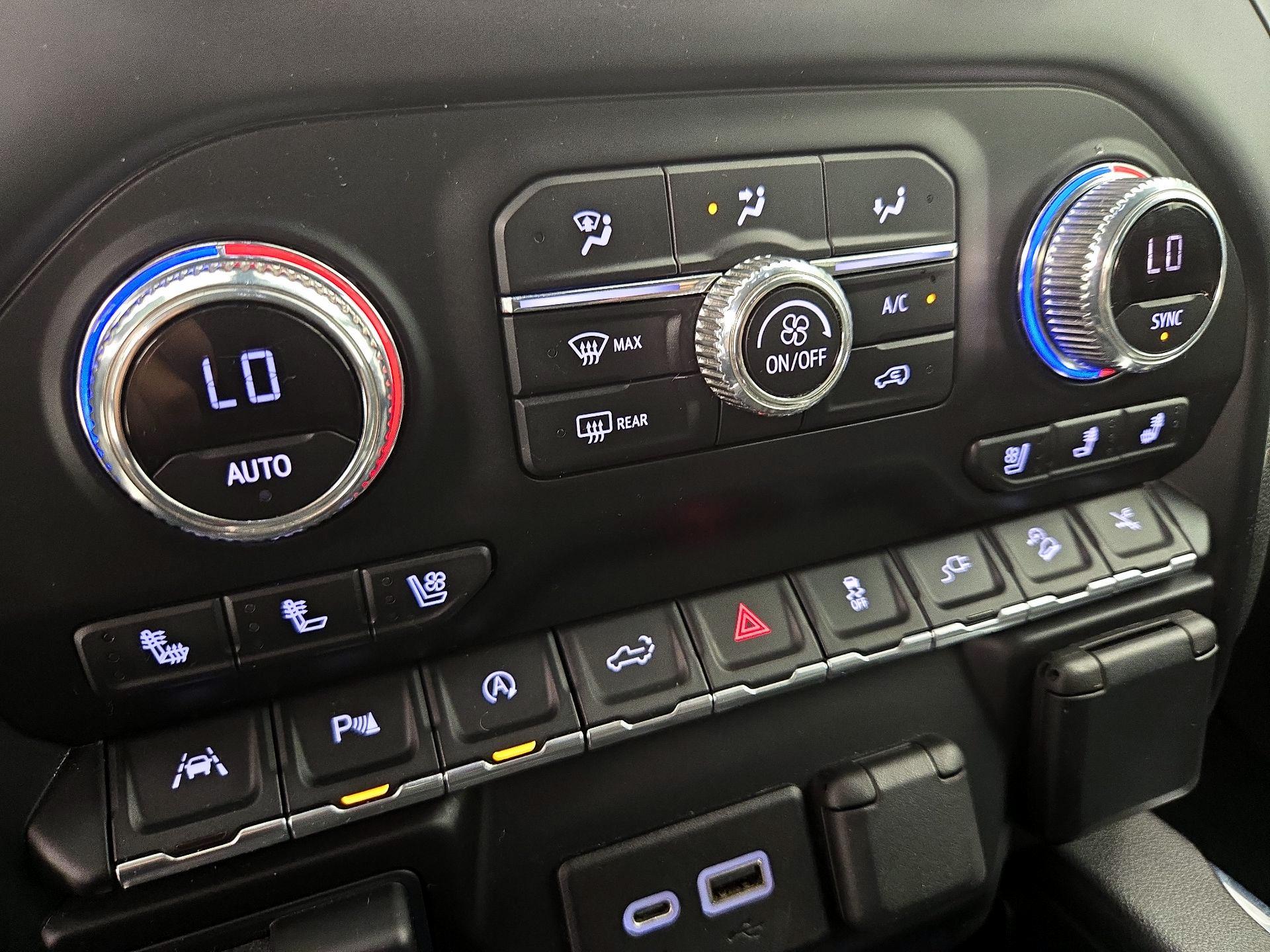 Thumbnail: 2021 GMC Sierra 1500 - 17