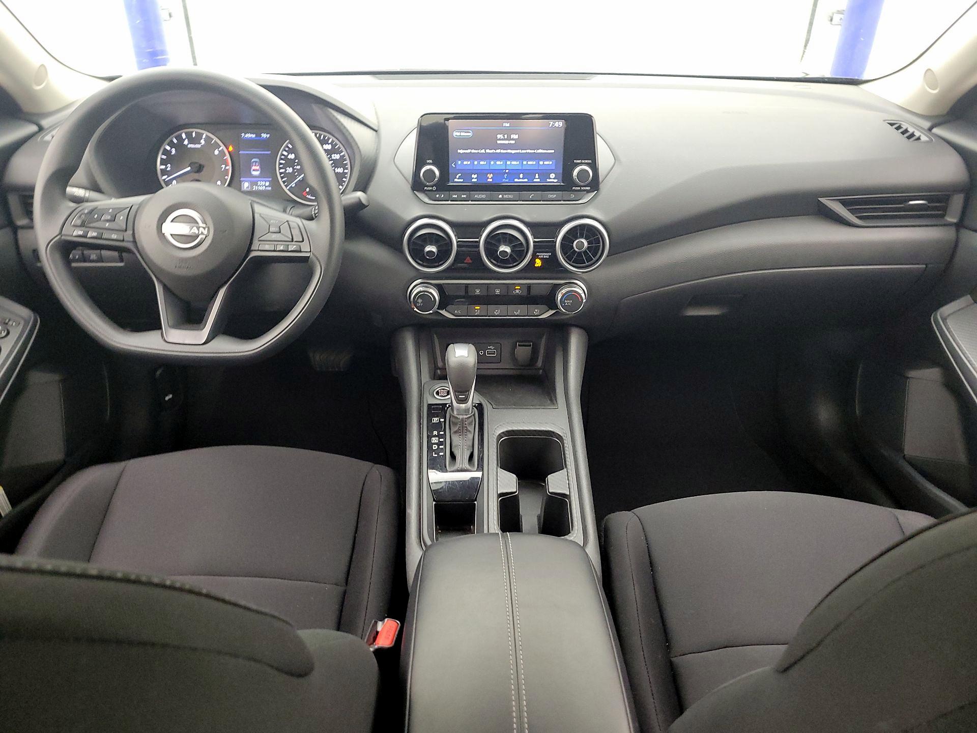 Thumbnail: 2025 Nissan Sentra - 9