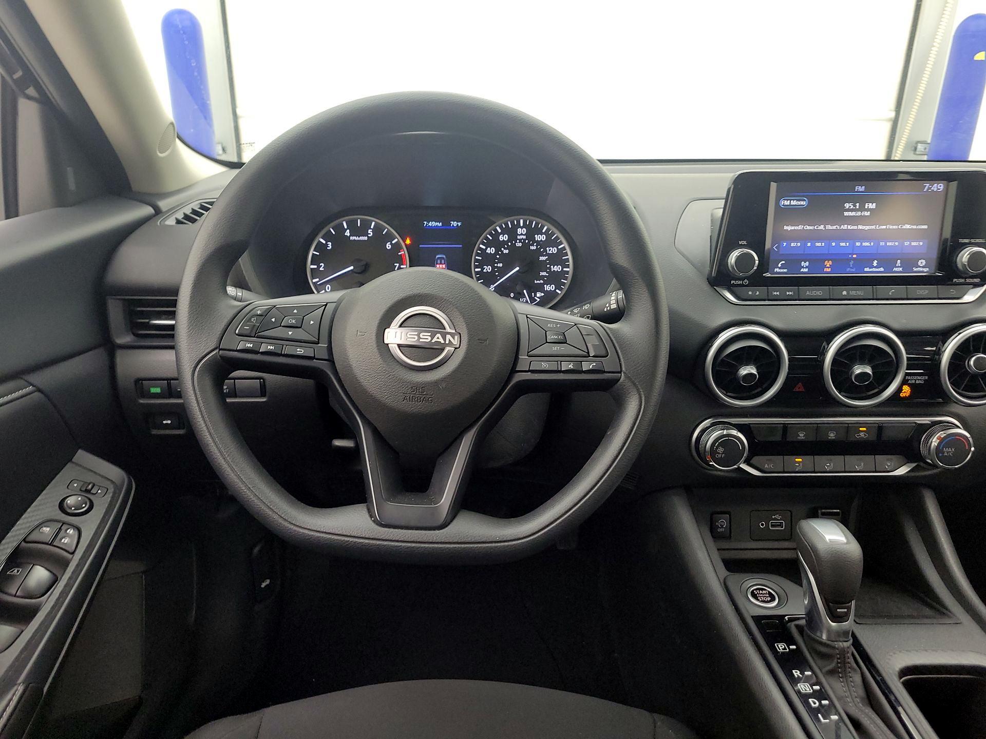 Thumbnail: 2025 Nissan Sentra - 10