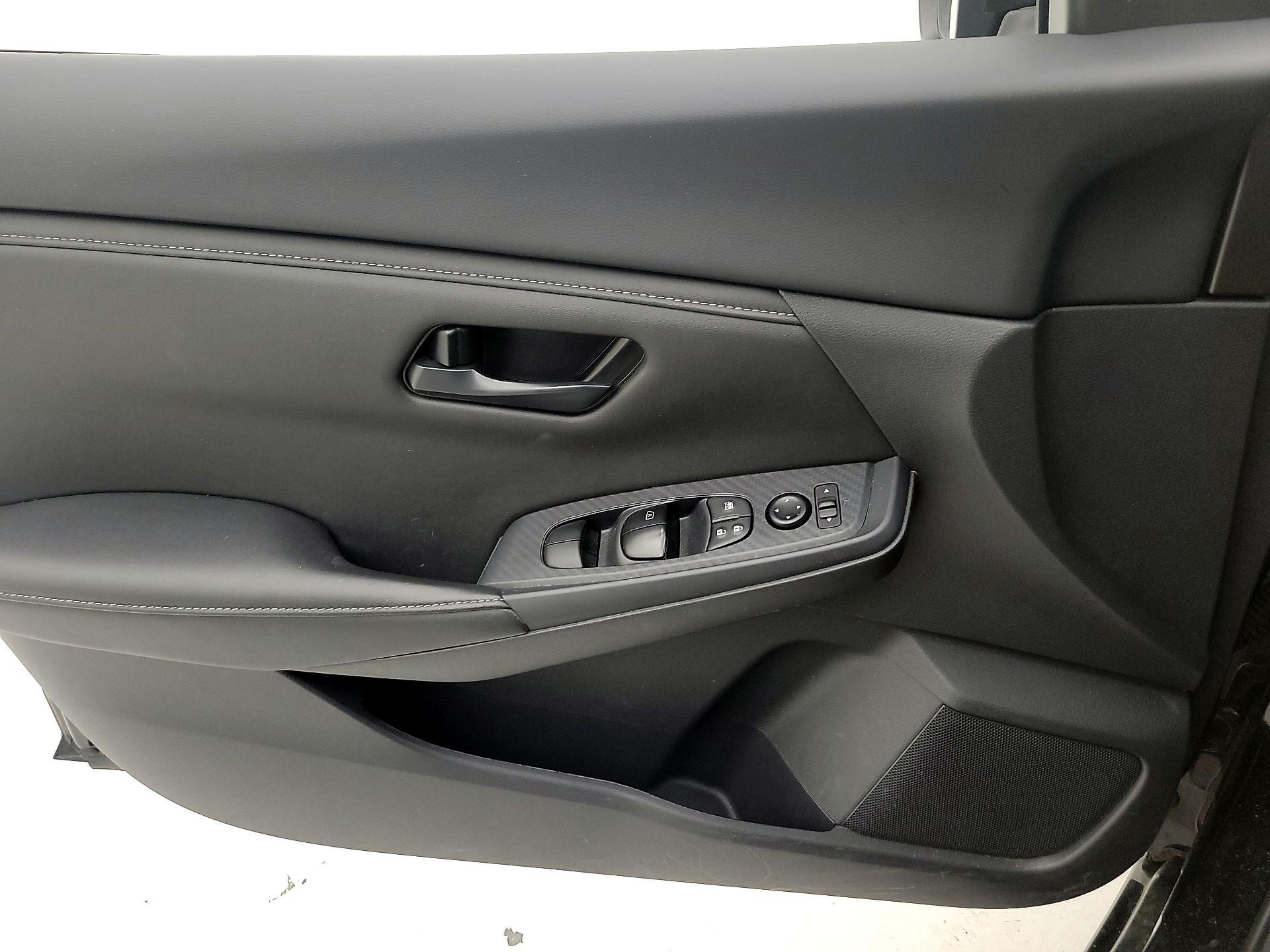 Thumbnail: 2025 Nissan Sentra - 12