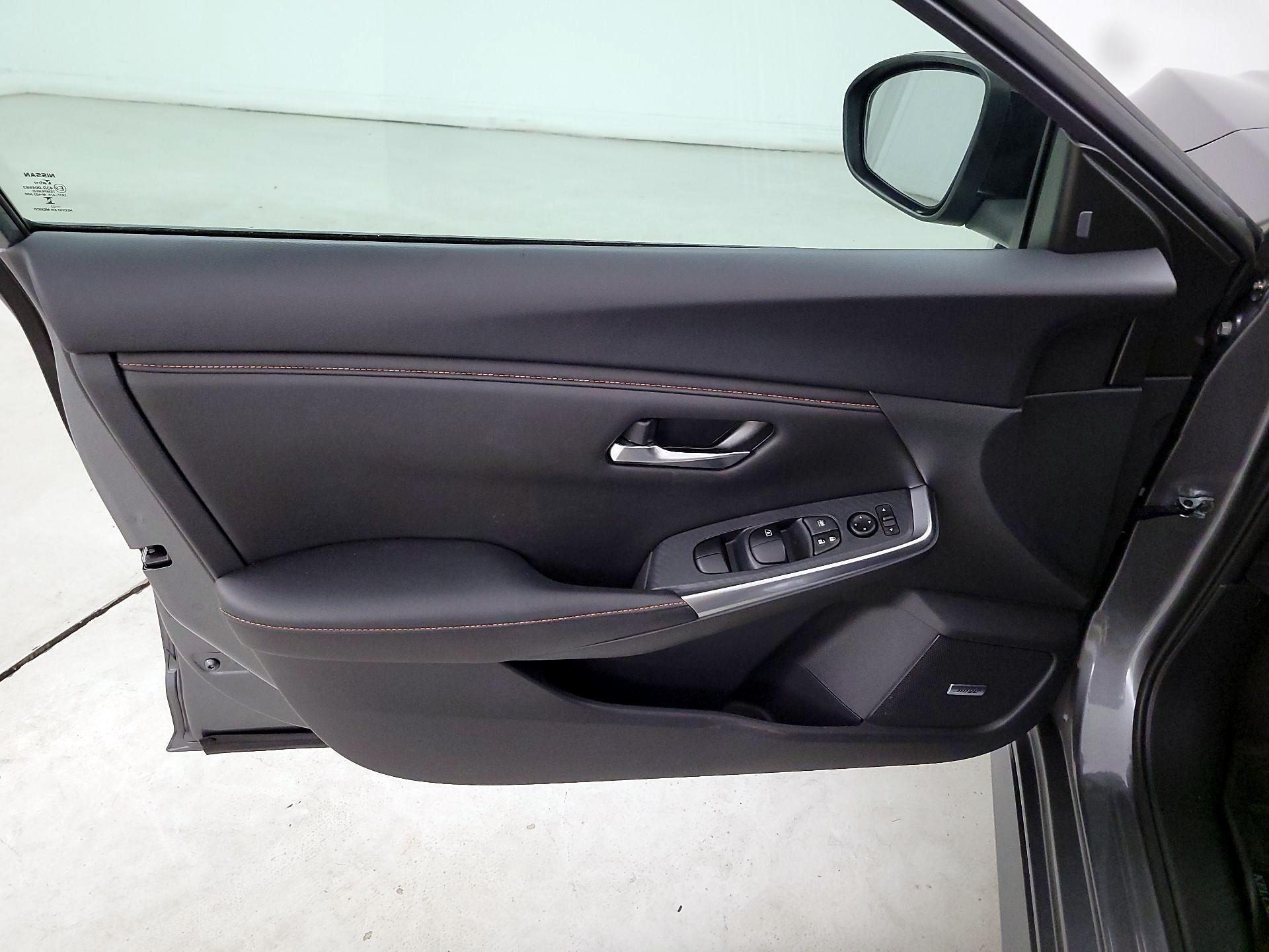 Thumbnail: 2023 Nissan Sentra - 12