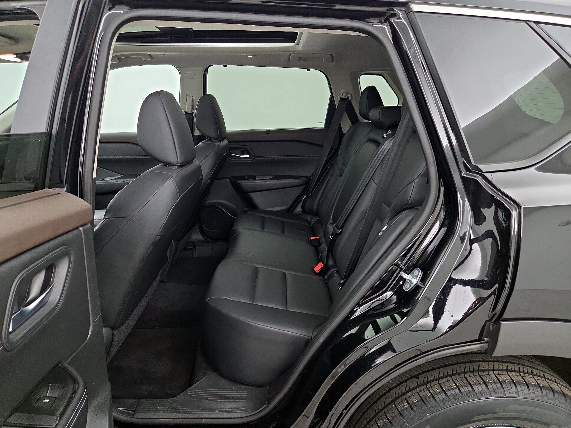 Thumbnail: 2023 Nissan Rogue - 20