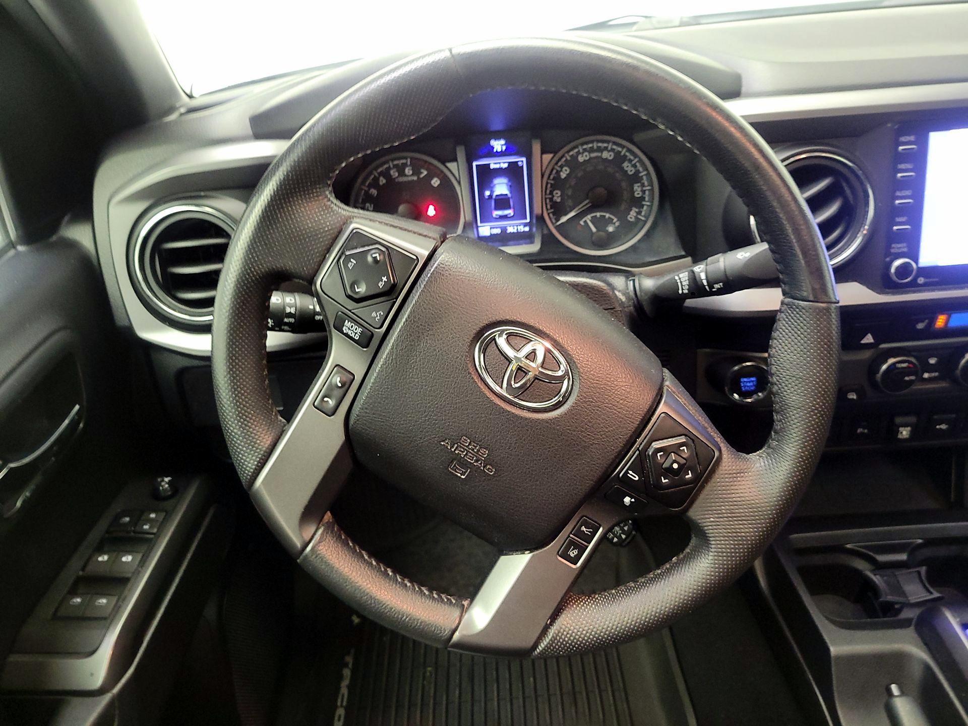 Thumbnail: 2021 Toyota Tacoma - 10