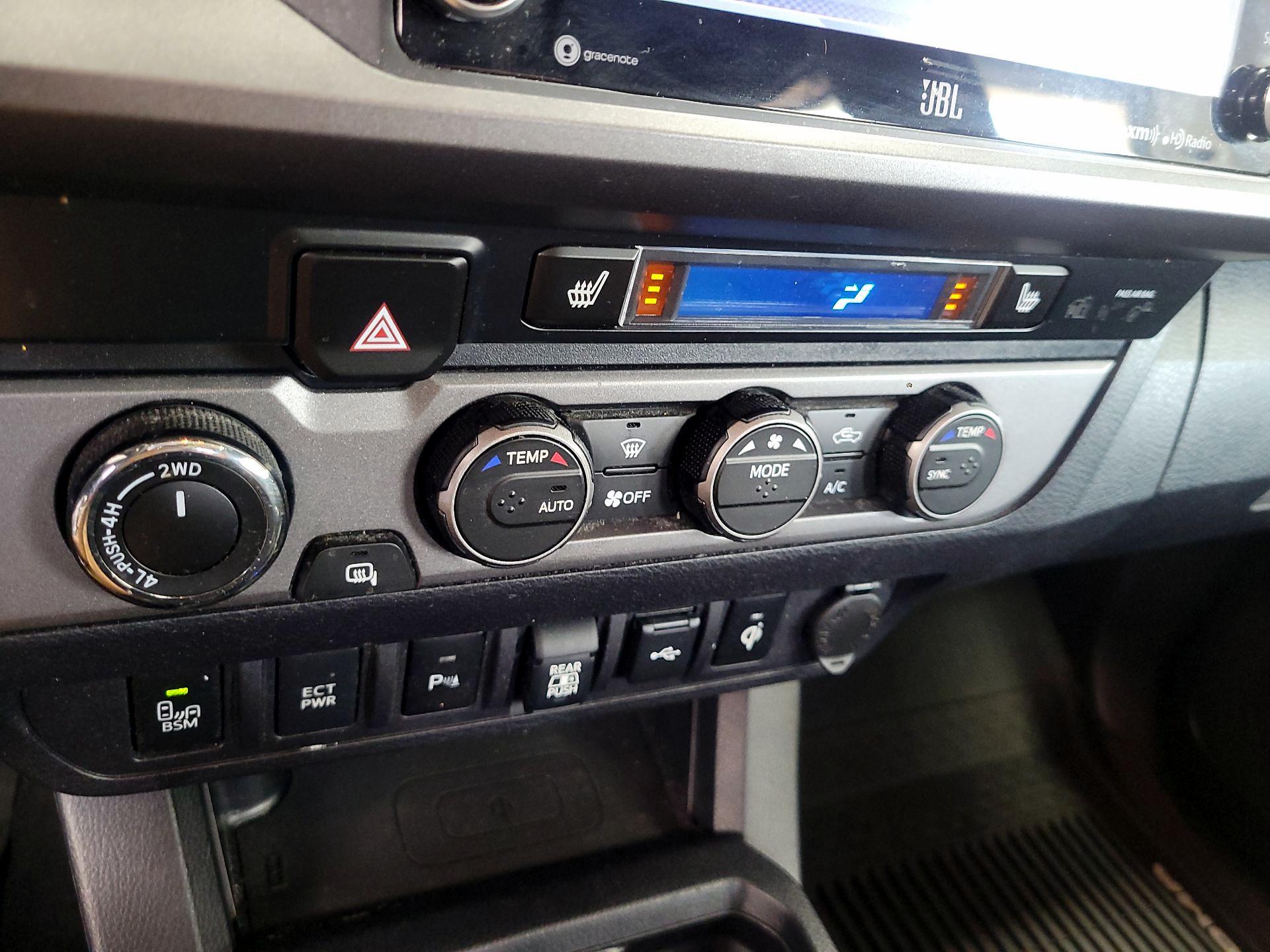 Thumbnail: 2021 Toyota Tacoma - 17