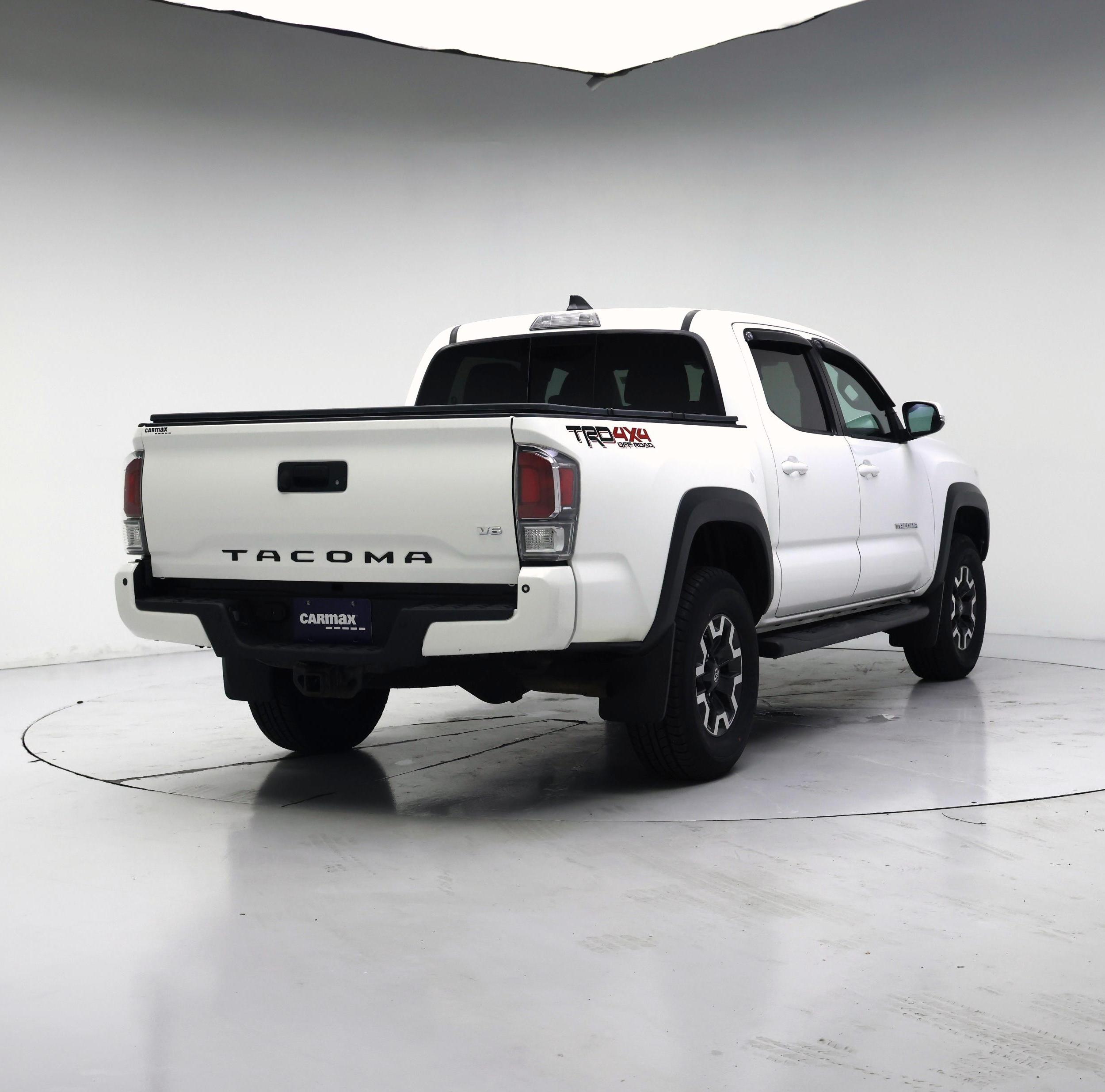 Thumbnail: 2021 Toyota Tacoma - 8