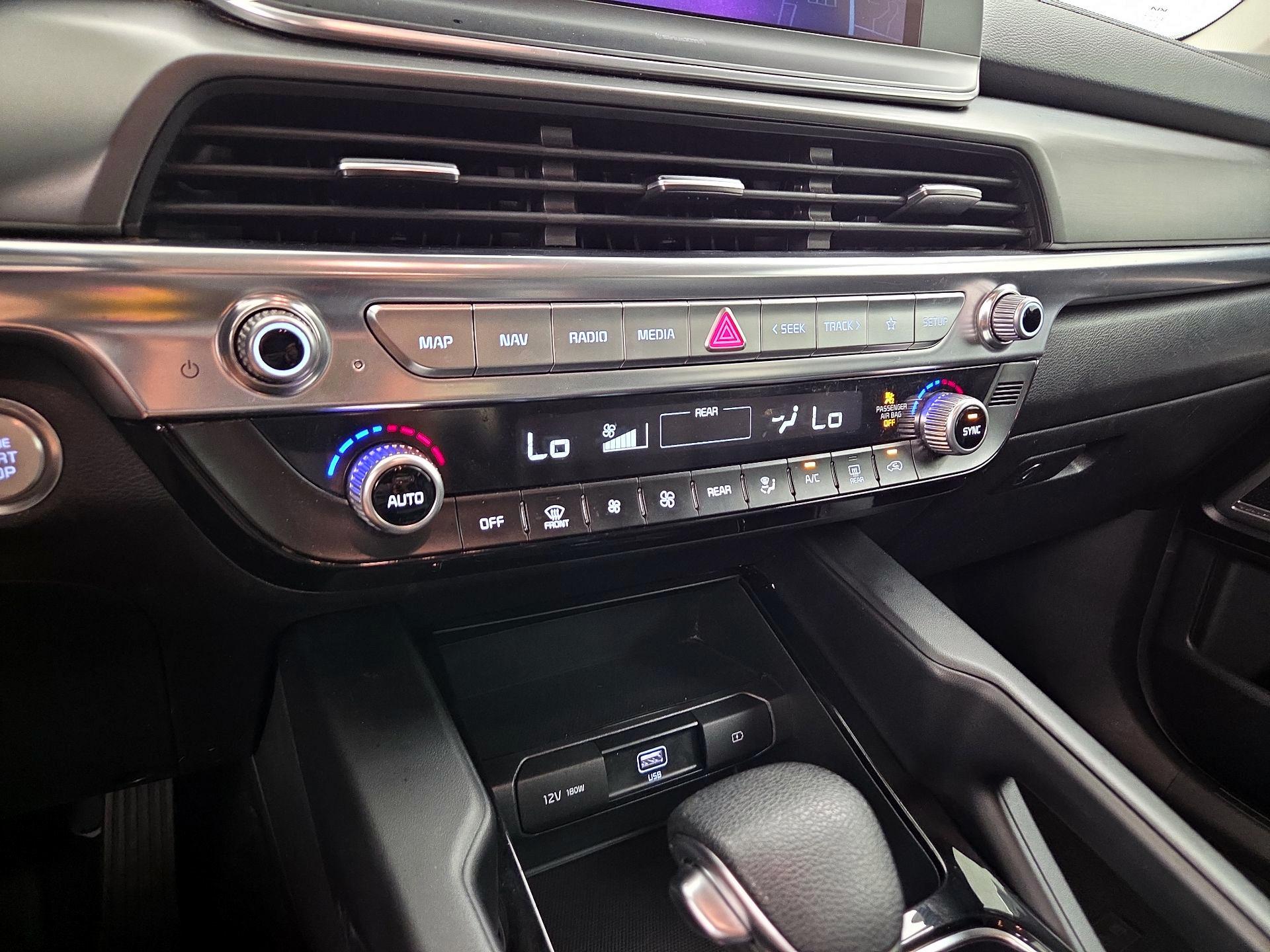 Thumbnail: 2022 Kia Telluride - 16