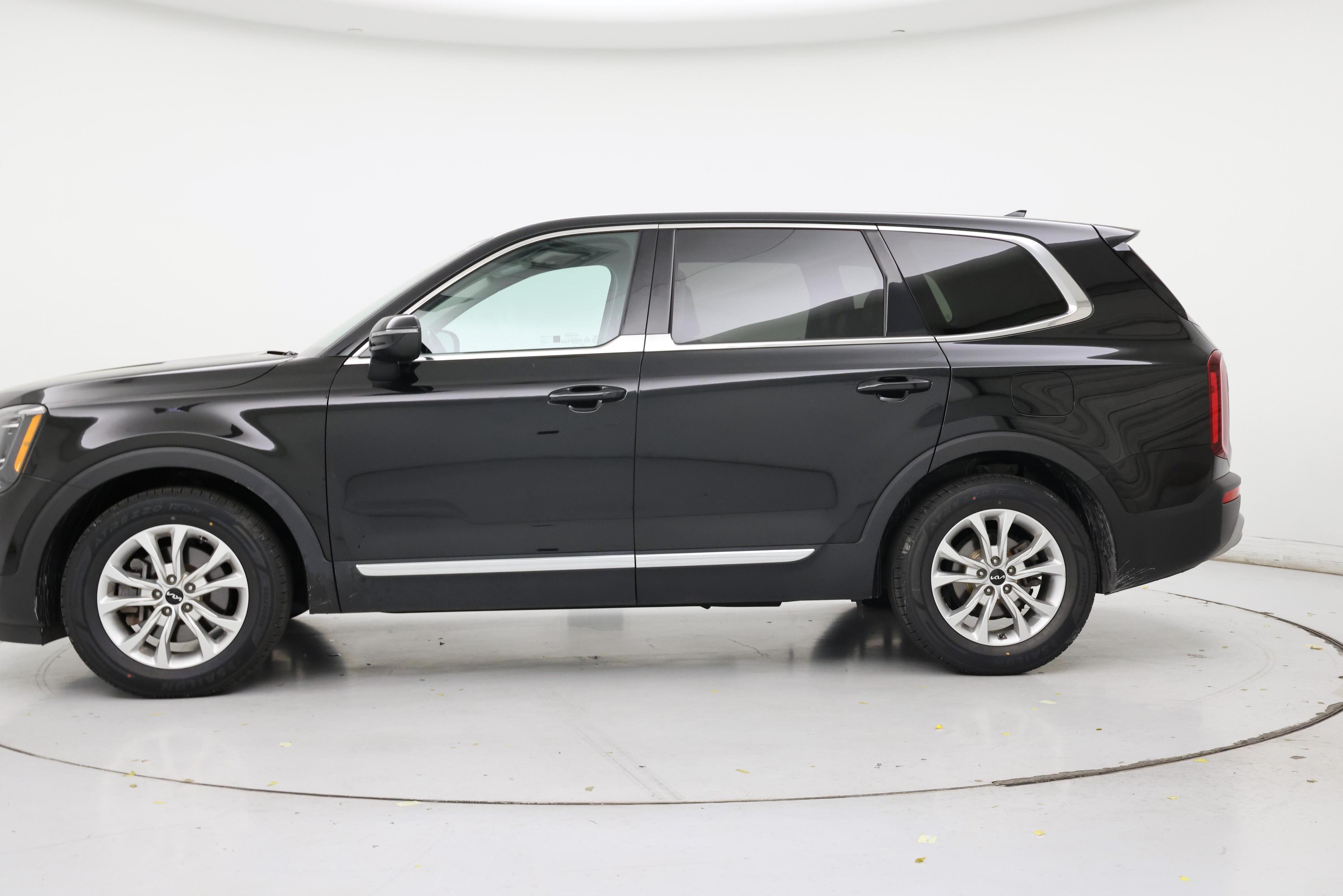 Thumbnail: 2022 Kia Telluride - 3