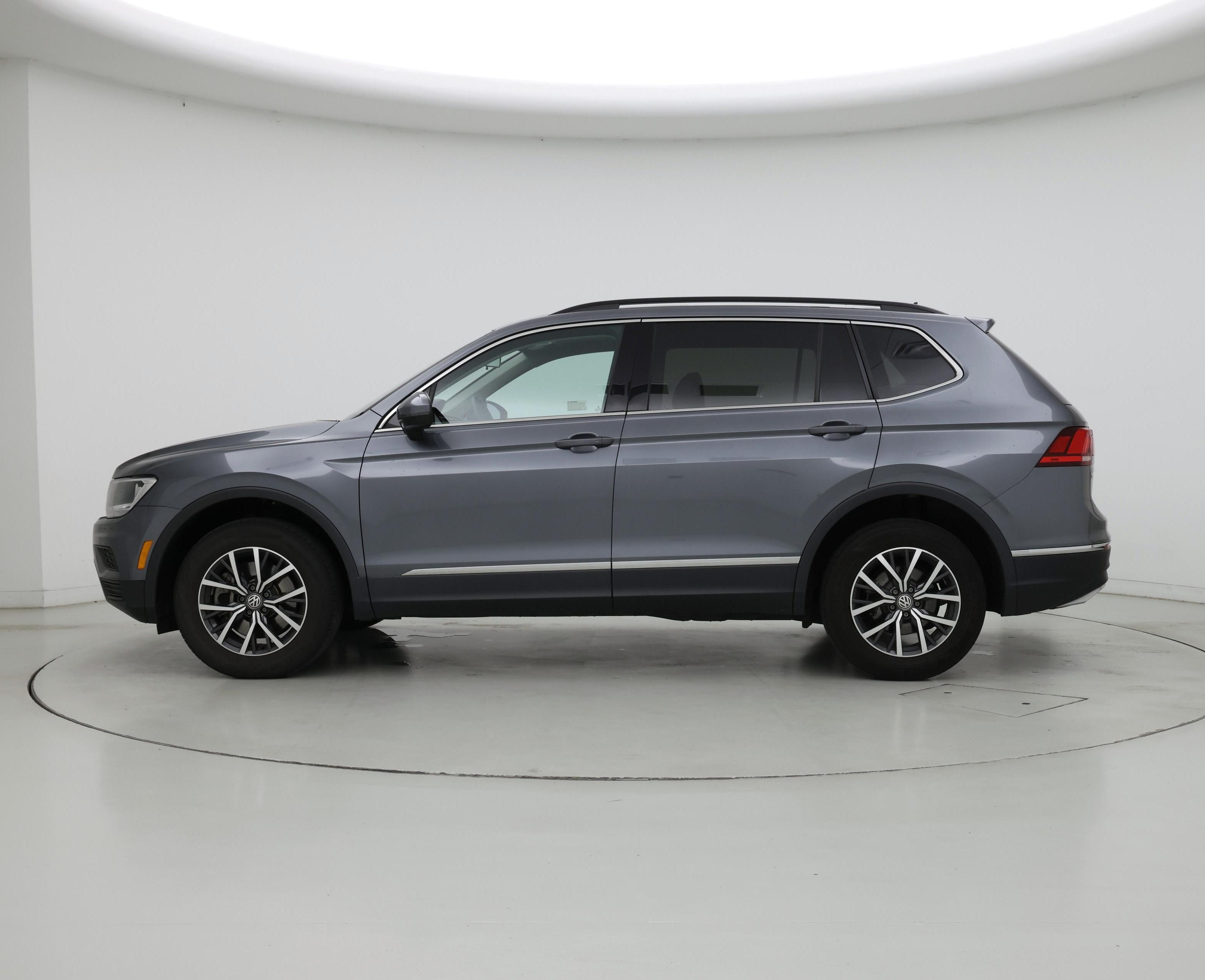 Thumbnail: 2020 Volkswagen Tiguan - 3