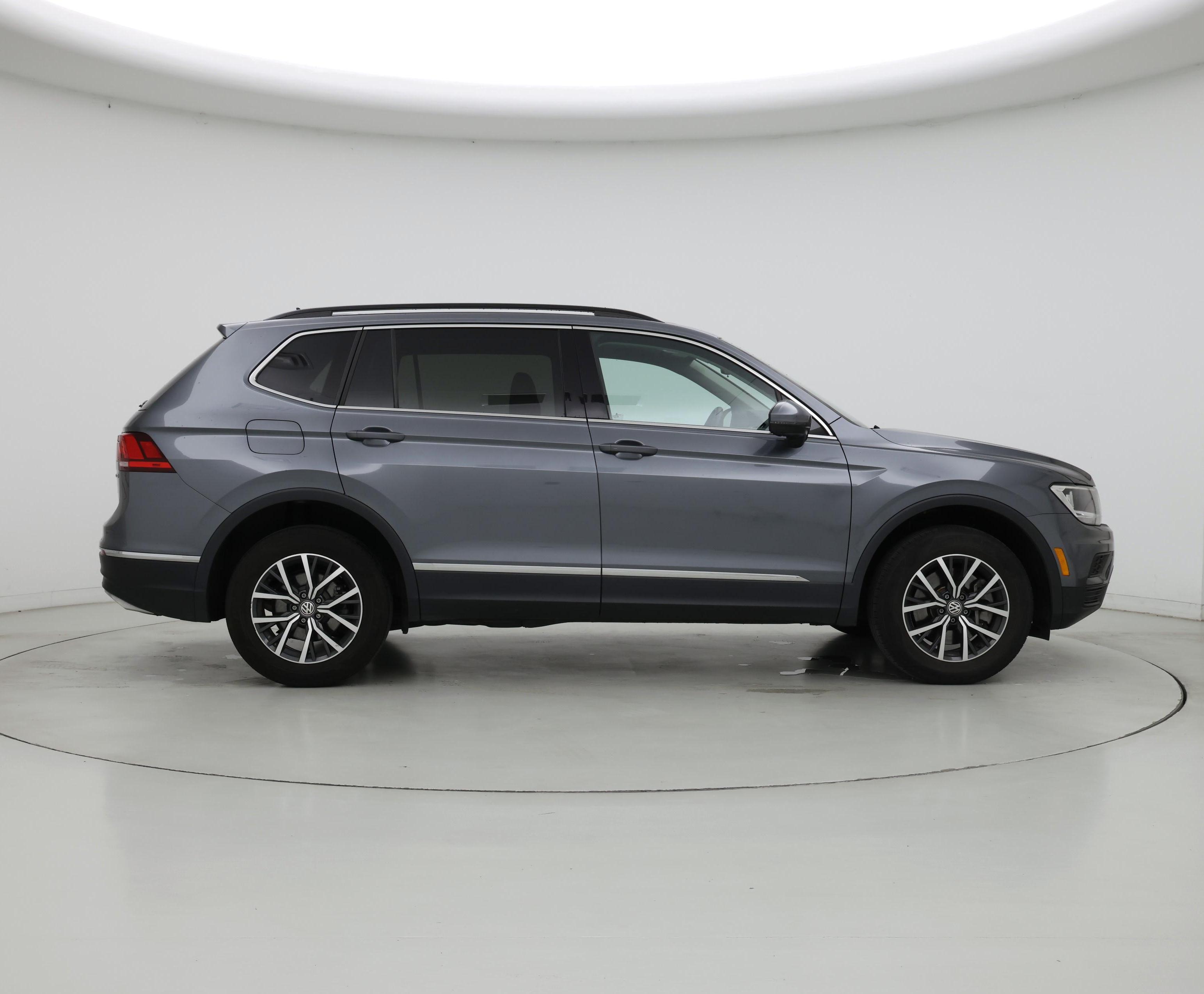 Thumbnail: 2020 Volkswagen Tiguan - 7