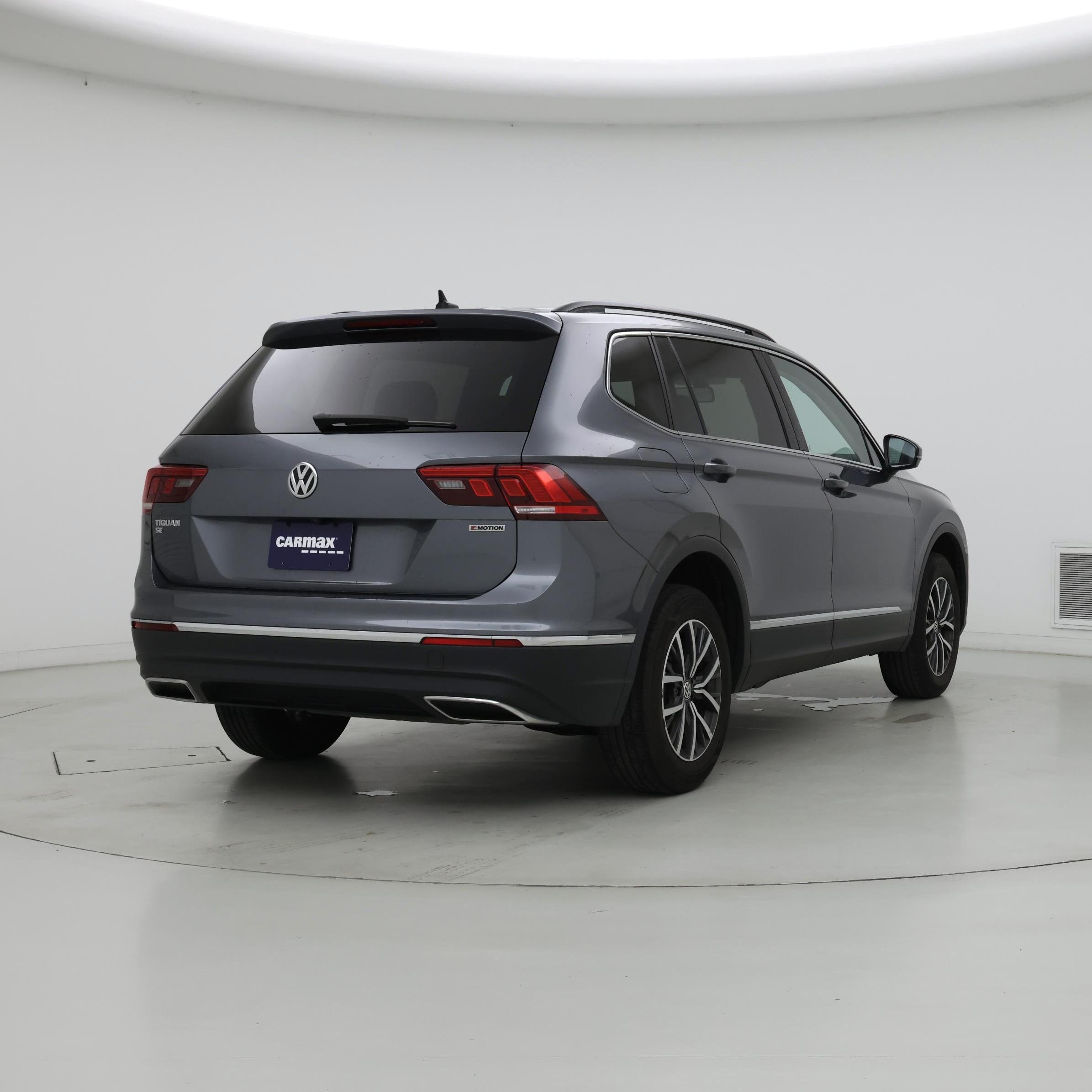 Thumbnail: 2020 Volkswagen Tiguan - 8